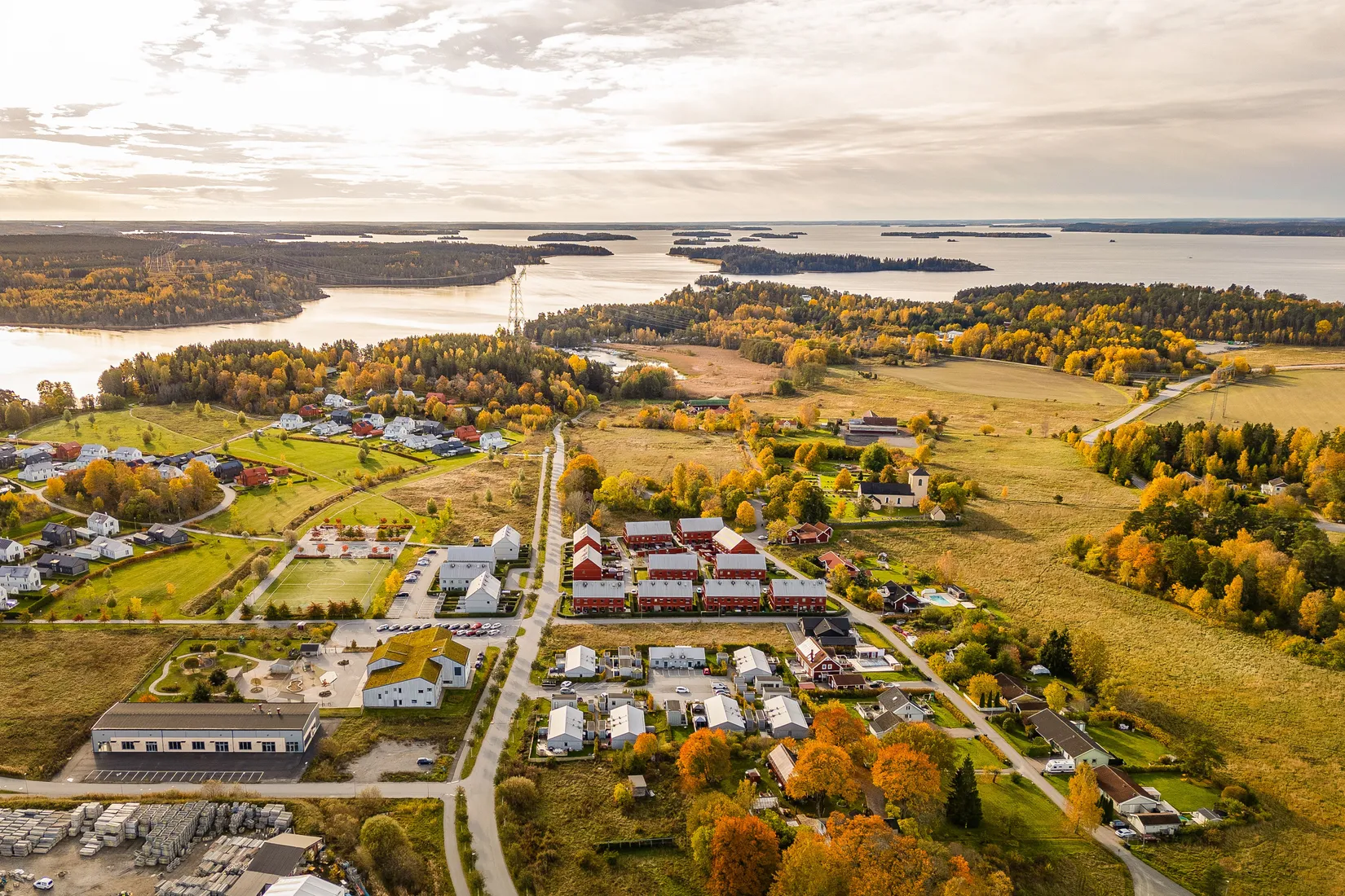 Bostadsrätt, Radhus, Mellanbyvägen 4 A, Frösundavik, Håbo