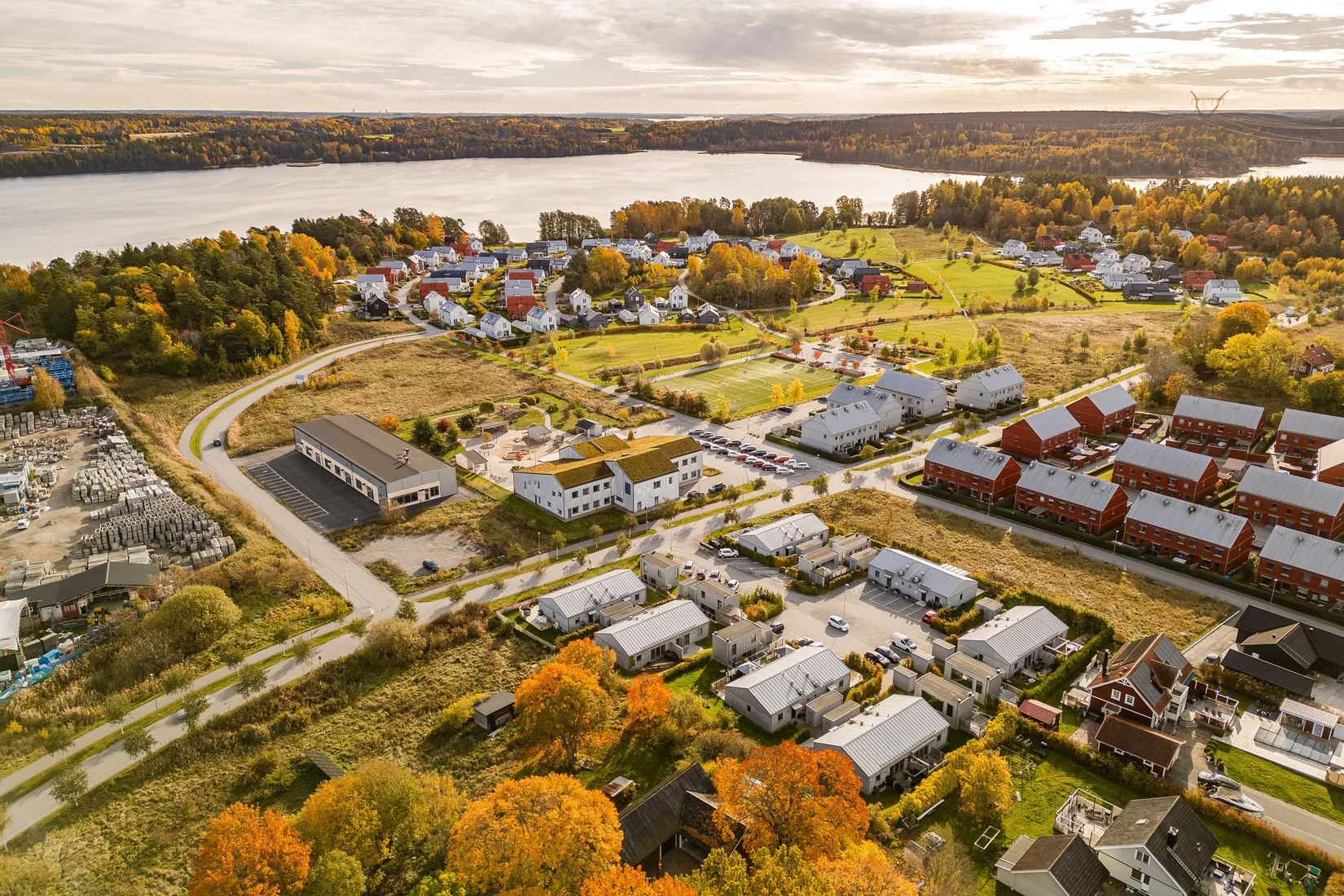 Bostadsrätt, Radhus, Mellanbyvägen 4 A, Frösundavik, Håbo