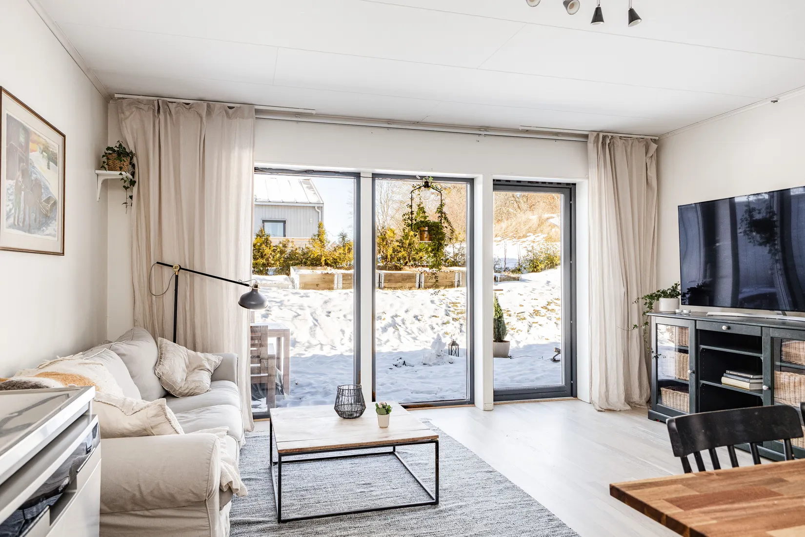 Bostadsrätt, Radhus, Mellanbyvägen 4 A, Frösundavik, Håbo