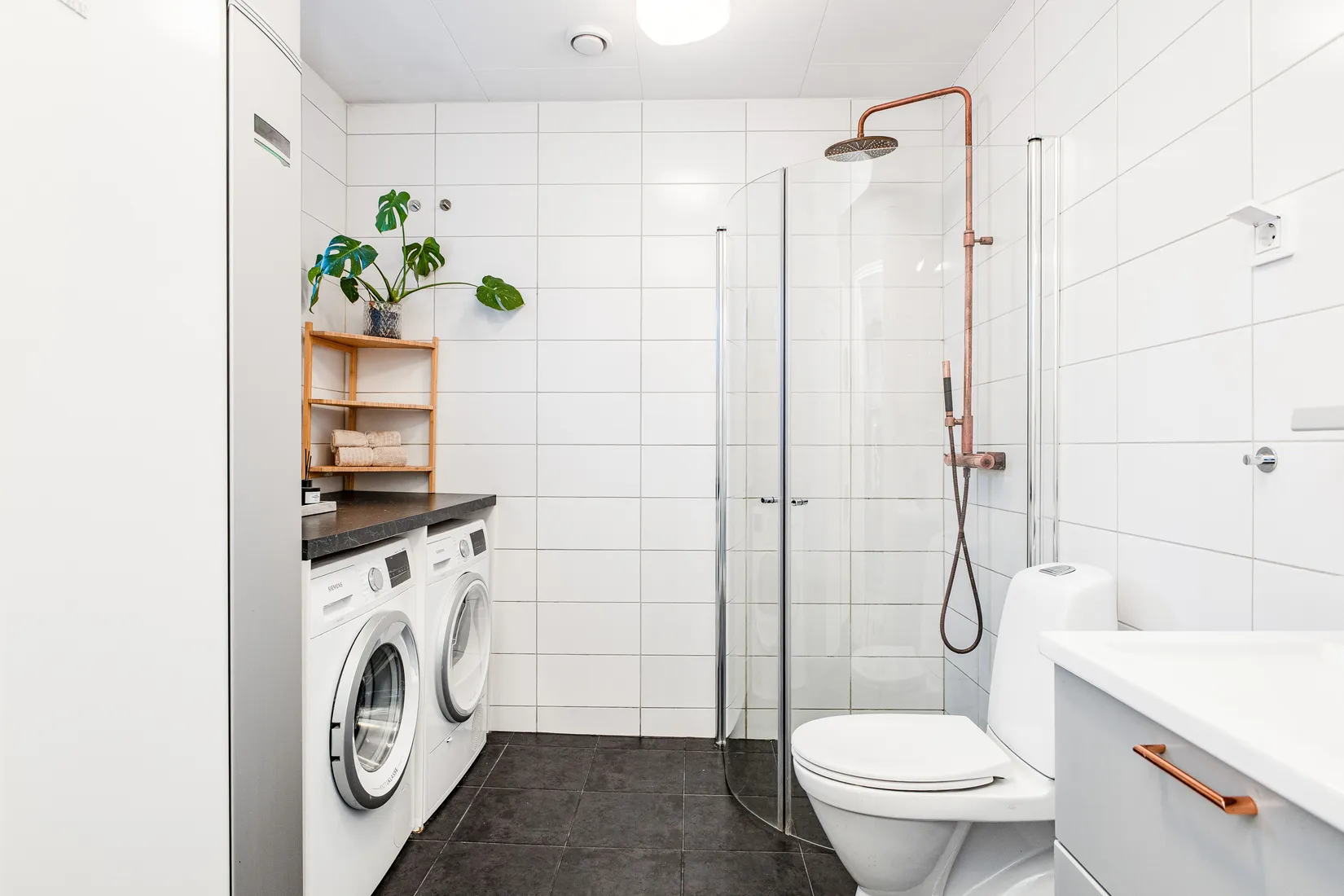 Bostadsrätt, Radhus, Mellanbyvägen 4 A, Frösundavik, Håbo