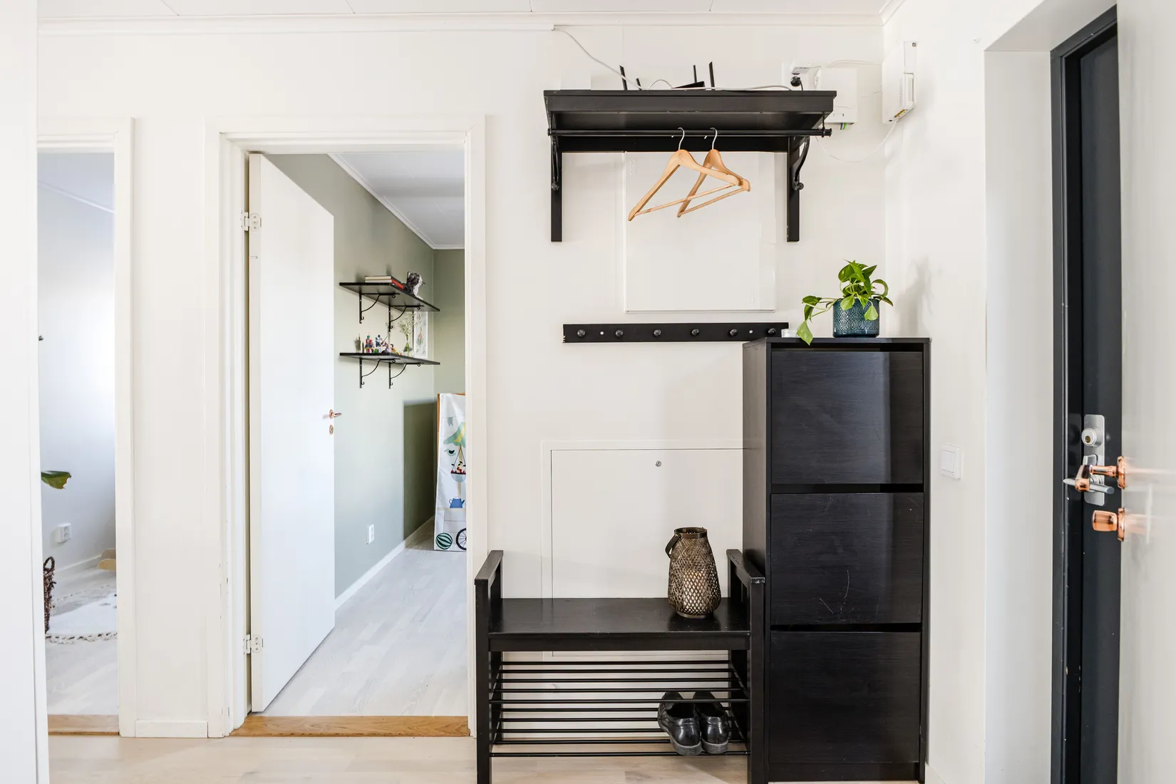 Bostadsrätt, Radhus, Mellanbyvägen 4 A, Frösundavik, Håbo