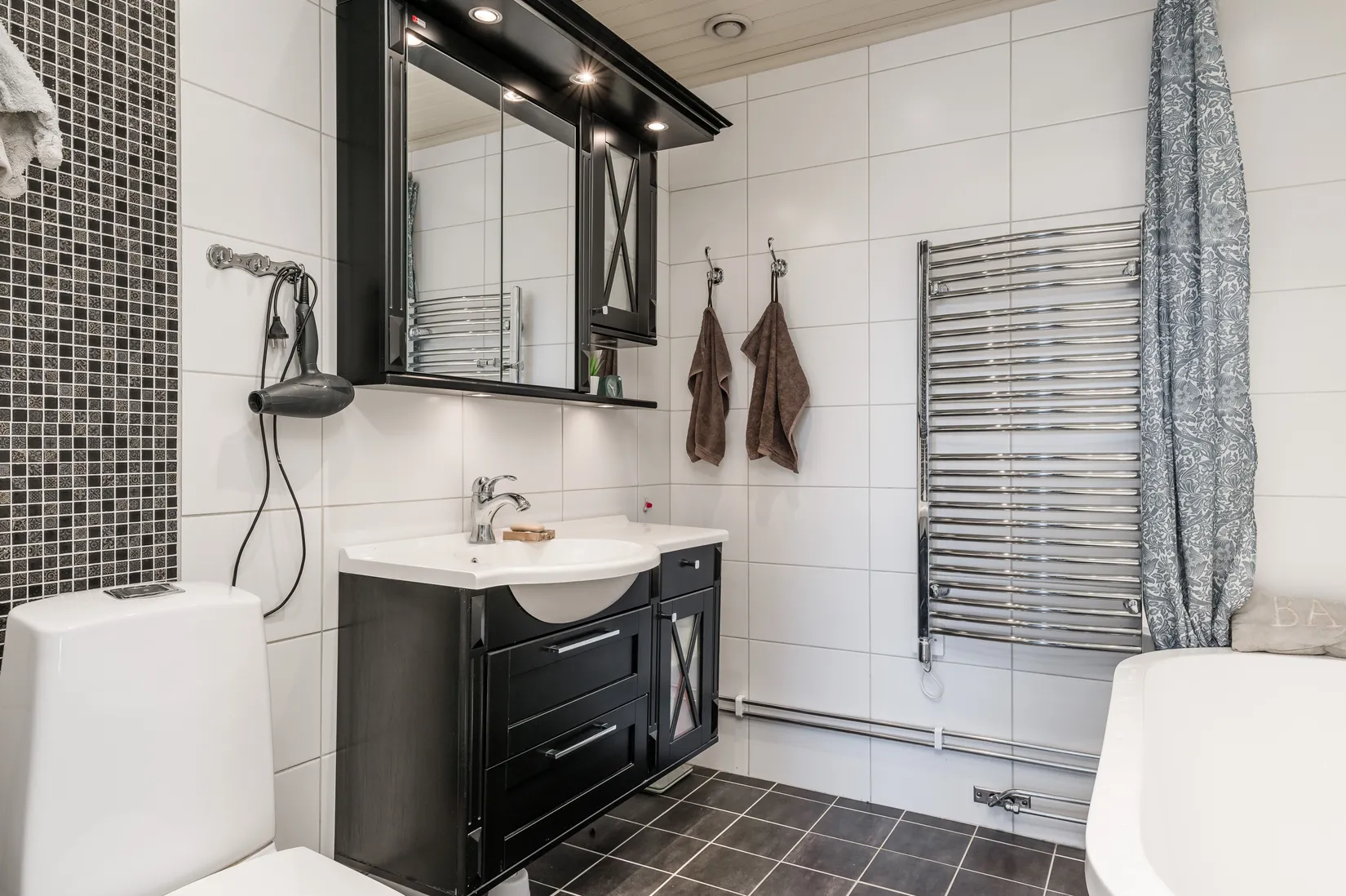 Villa, Västkustslingan 17, Västkusten, Hedemora