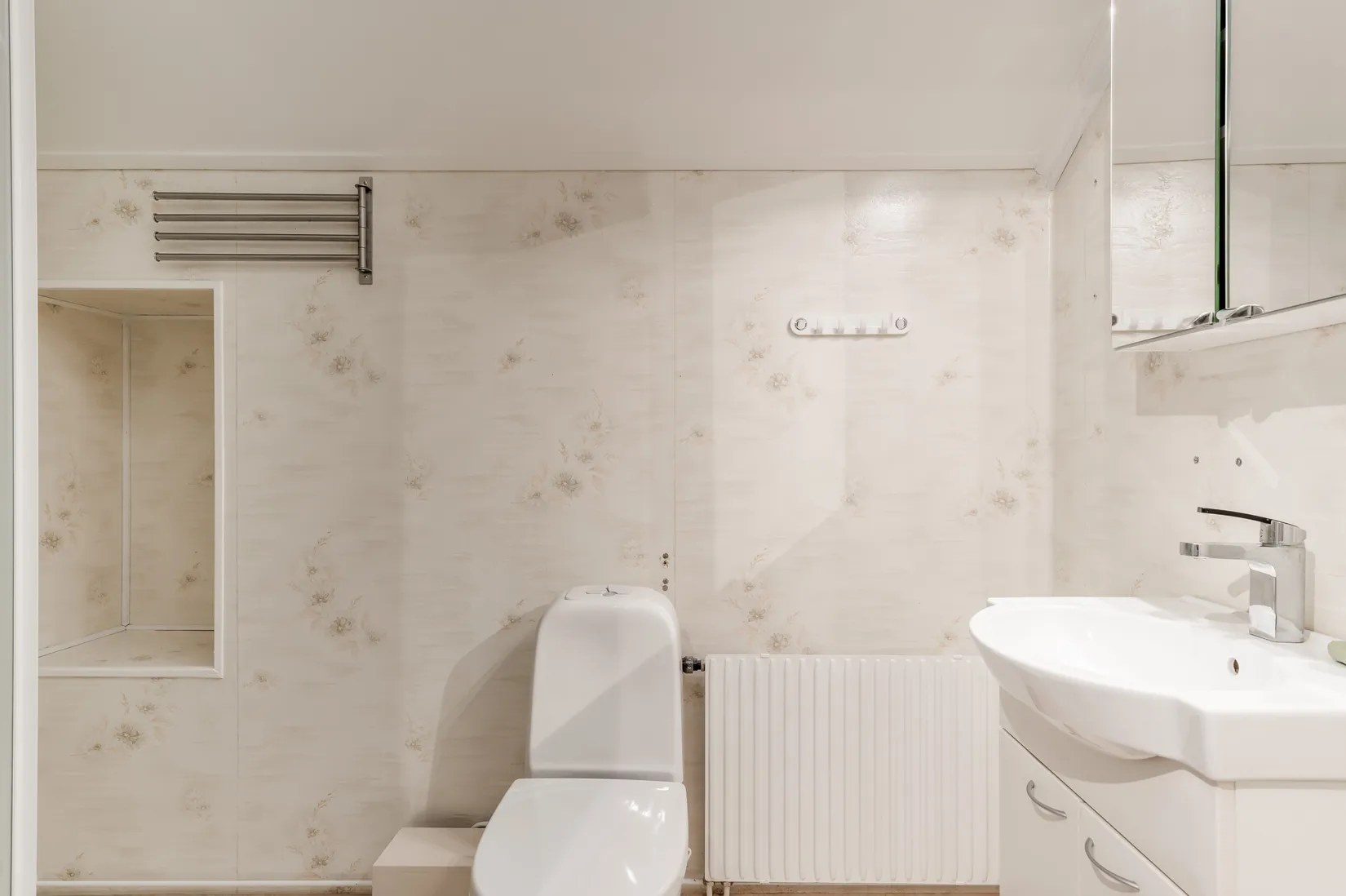 Villa, Västkustslingan 17, Västkusten, Hedemora