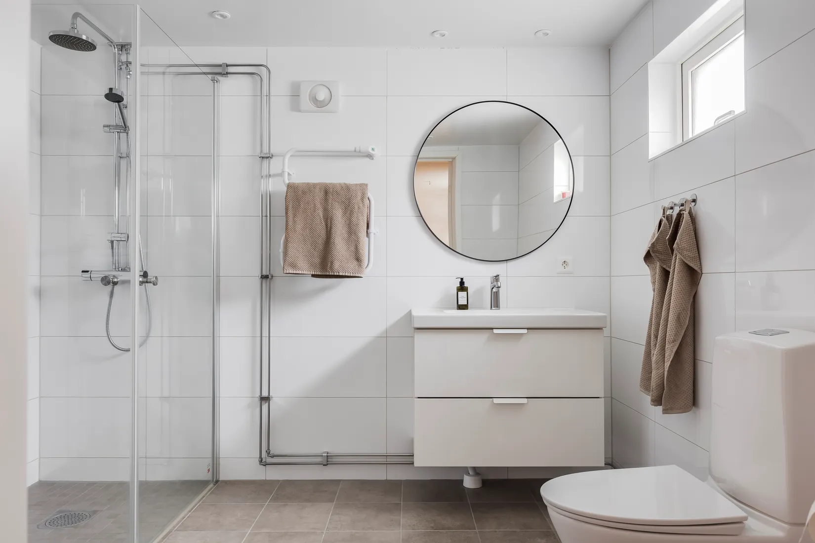 Villa, Flygaregatan 12, Sörby, Örebro