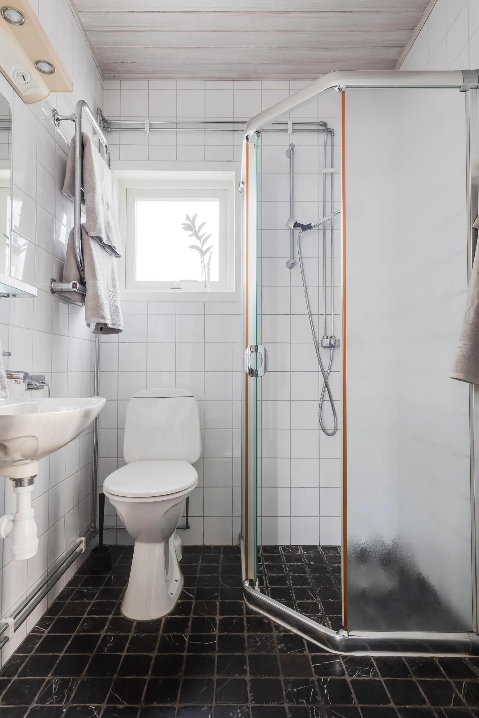 Villa, Flygaregatan 12, Sörby, Örebro