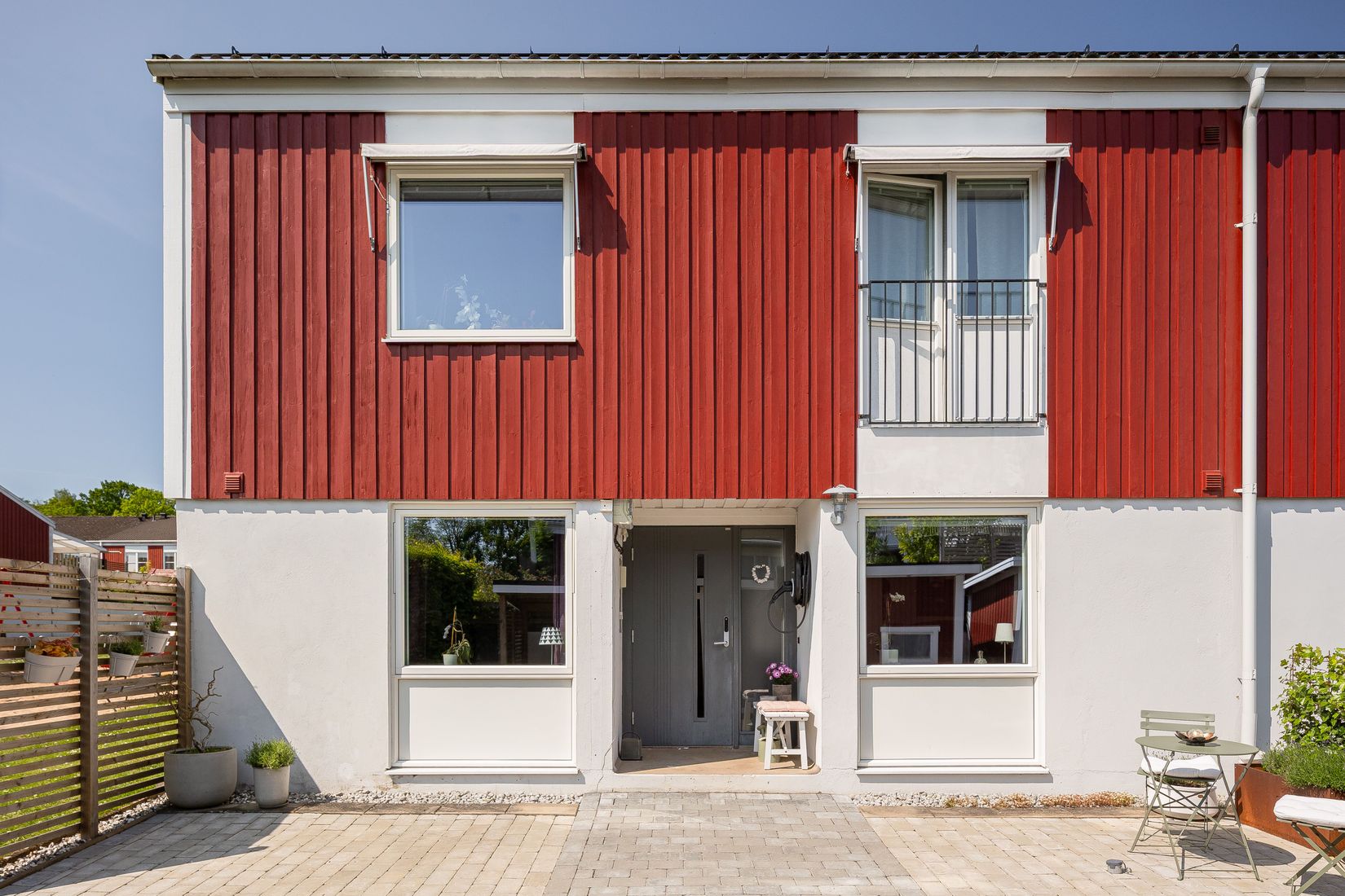 Villa, Radhus, Ädelstensvägen 15A, Ulveket, Skövde