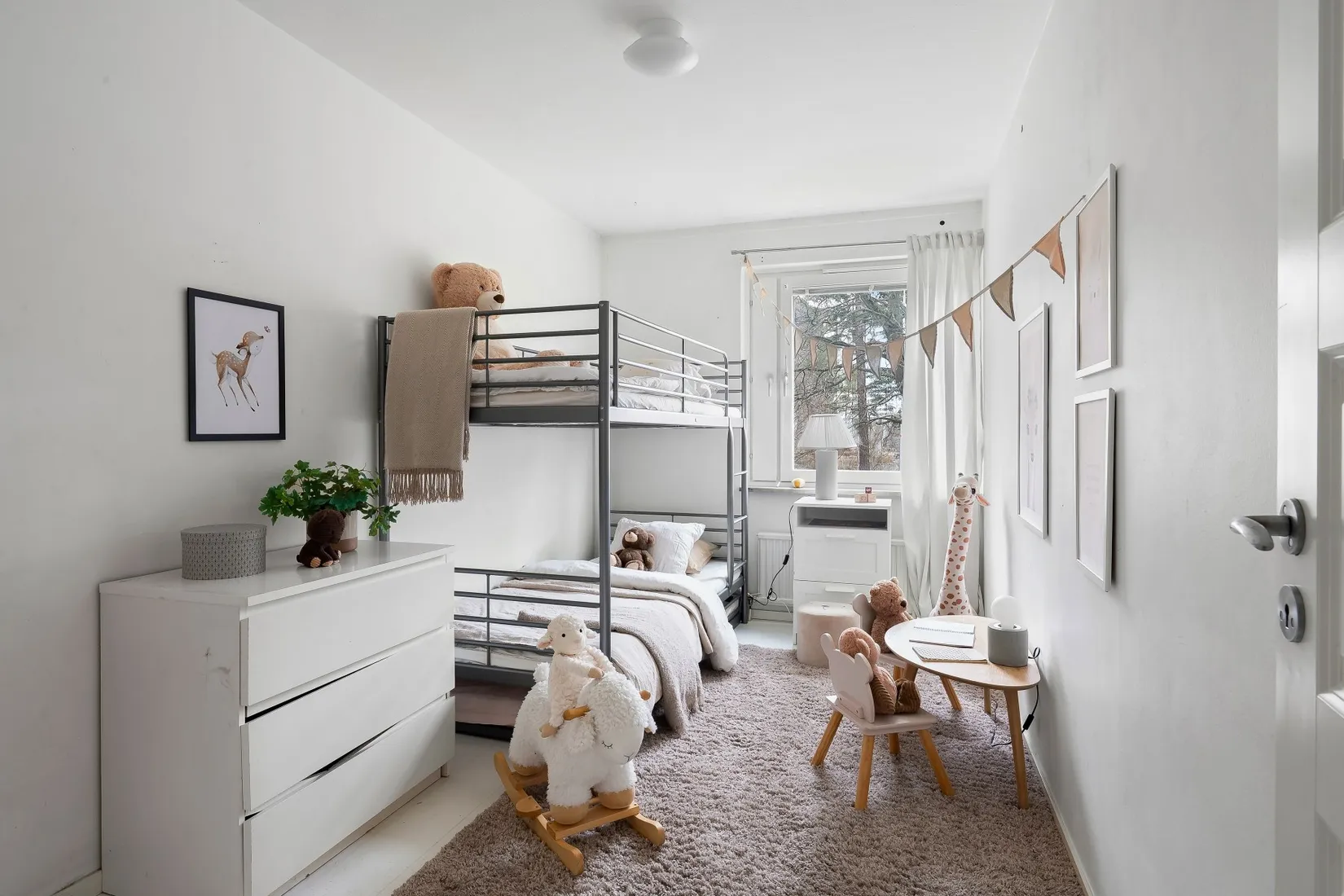 Bostadsrätt, Jungfrudansen 14, Huvudsta / Jungfrudansen, Solna