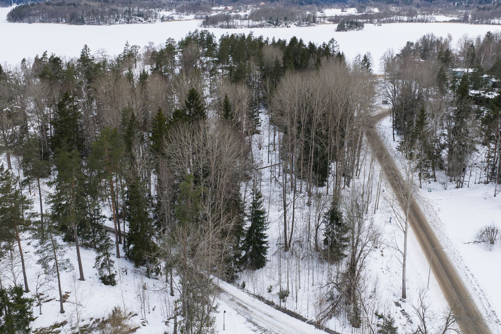 Tomt, Helmerdalsvägen 28, Vidja, Huddinge