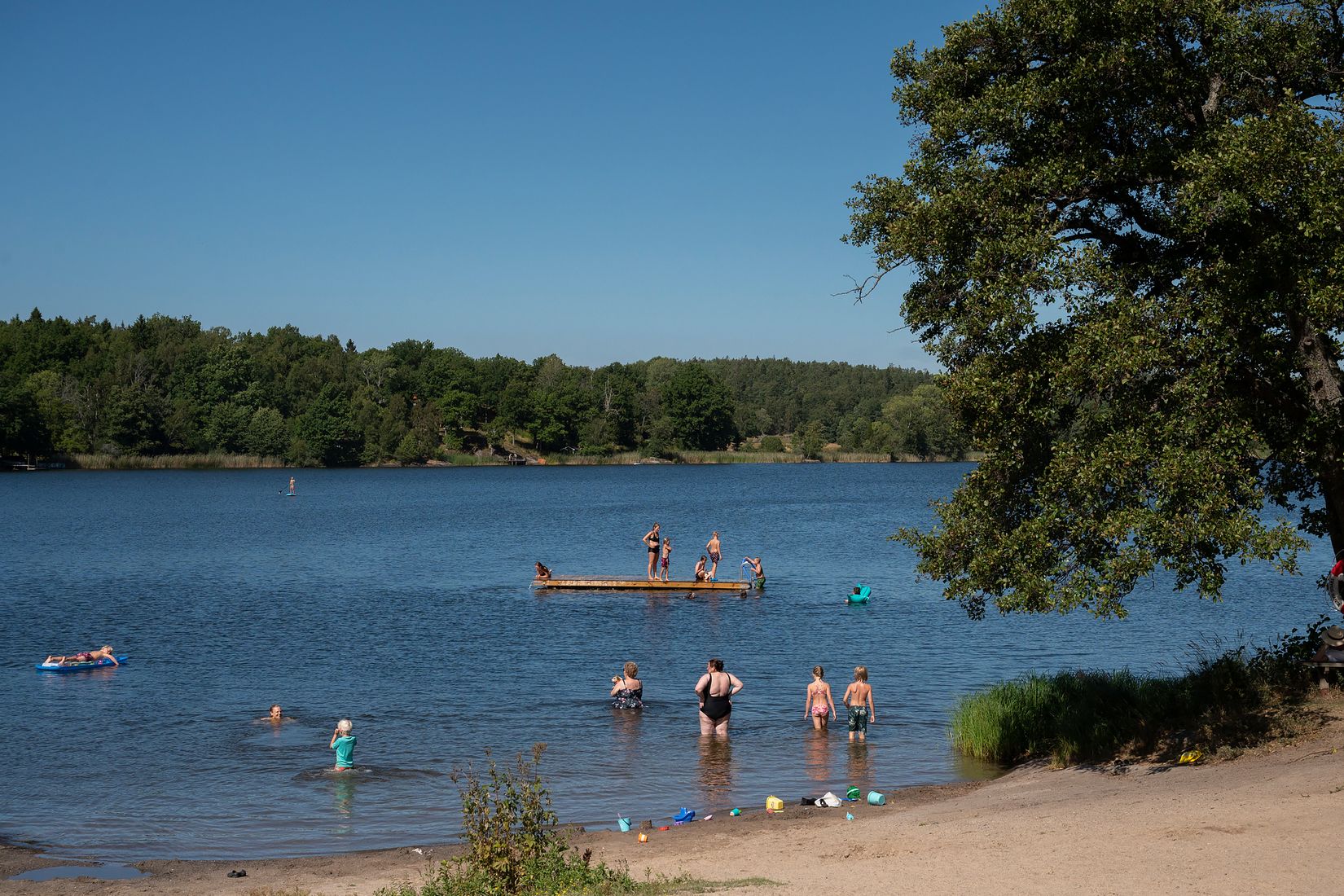 Tomt, Helmerdalsvägen 28, Vidja, Huddinge