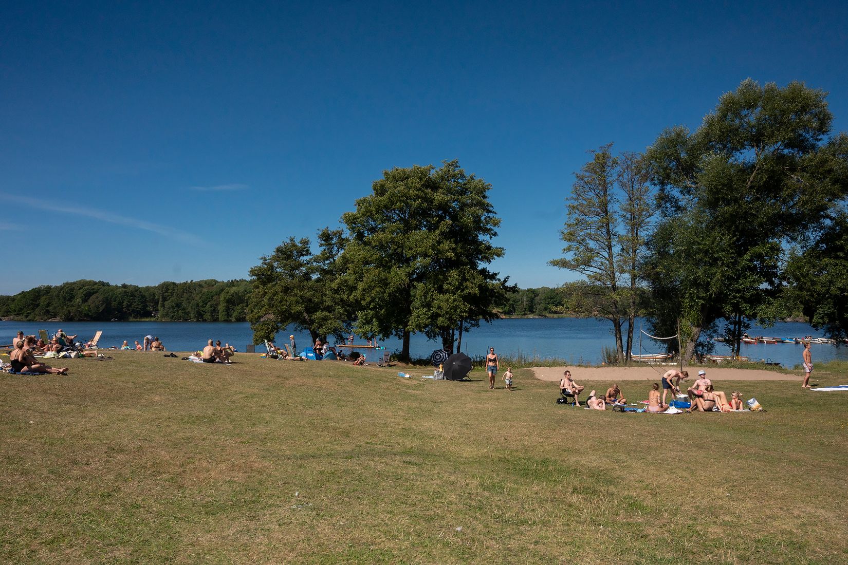 Tomt, Helmerdalsvägen 28, Vidja, Huddinge