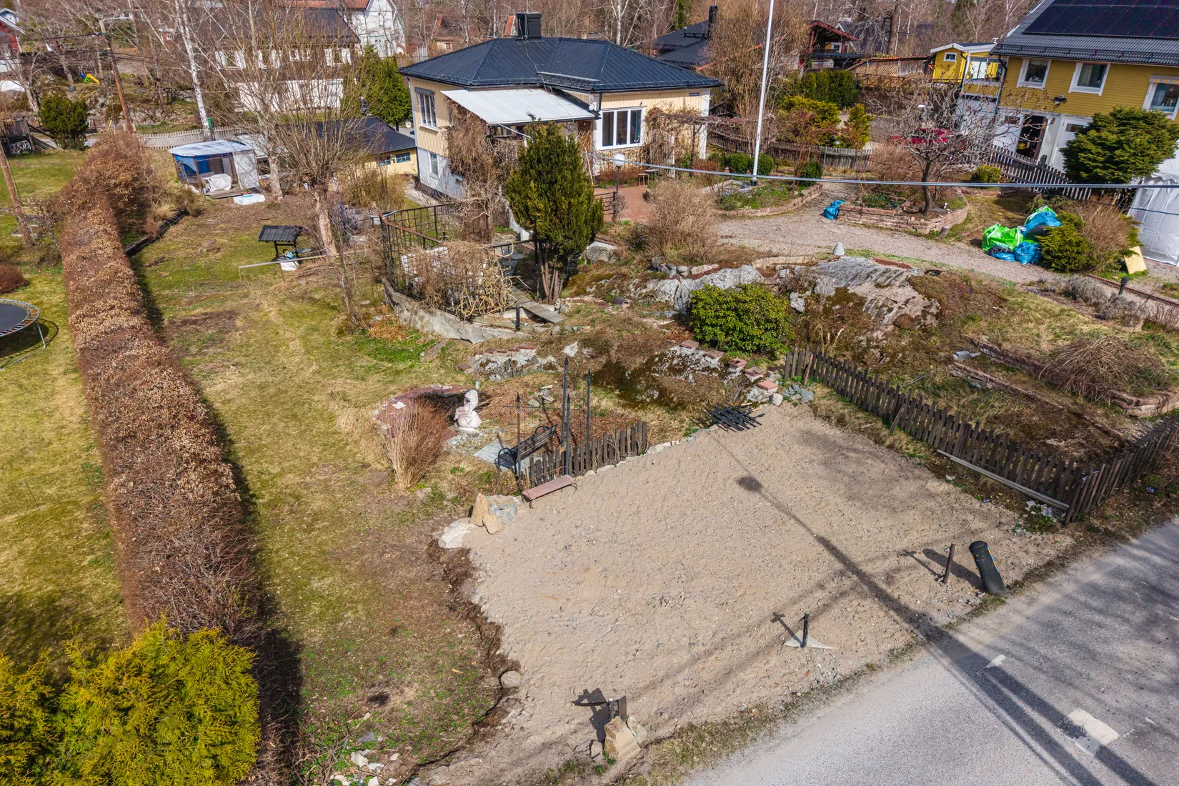 Tomt, Lilla Solgårdsvägen 22 samt Saturnusvägen 8D, Solgård, Huddinge