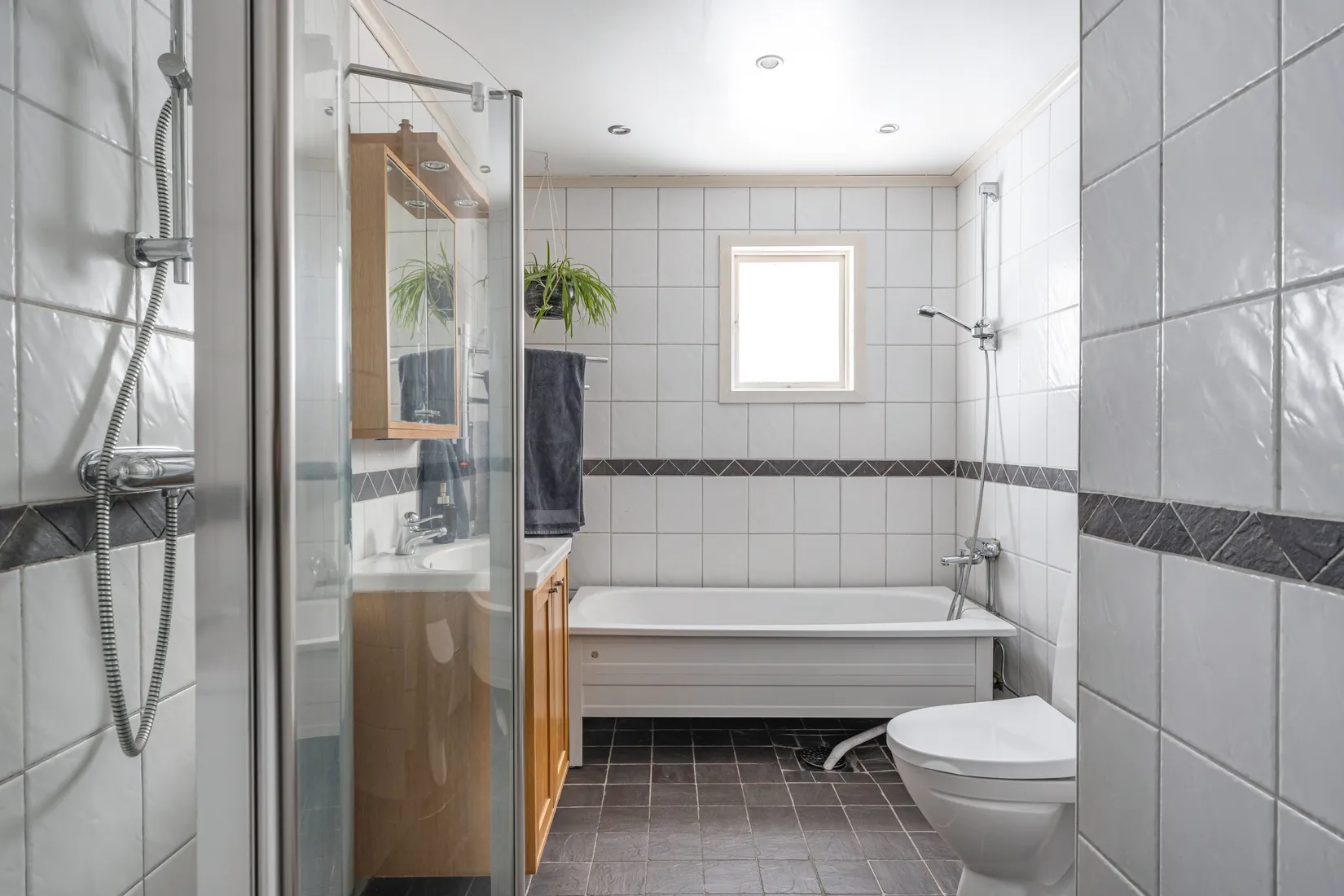 Villa, SKARPÄNGSVÄGEN 27B, Hästängsudd, Österåker