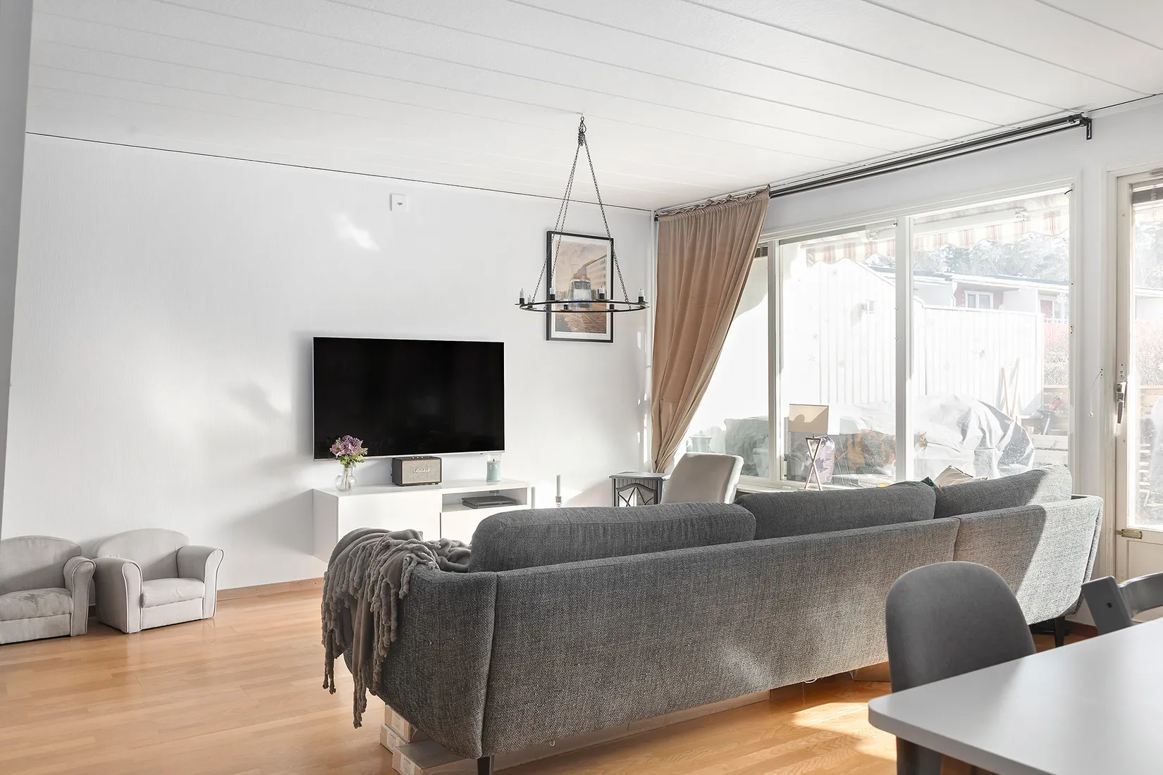 Radhus, Vitklövern 7B, Centrala Torslanda, Göteborg