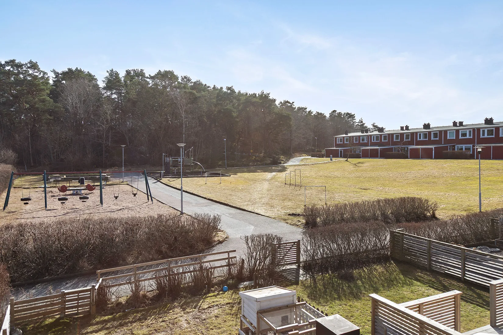 Radhus, Vitklövern 7B, Centrala Torslanda, Göteborg