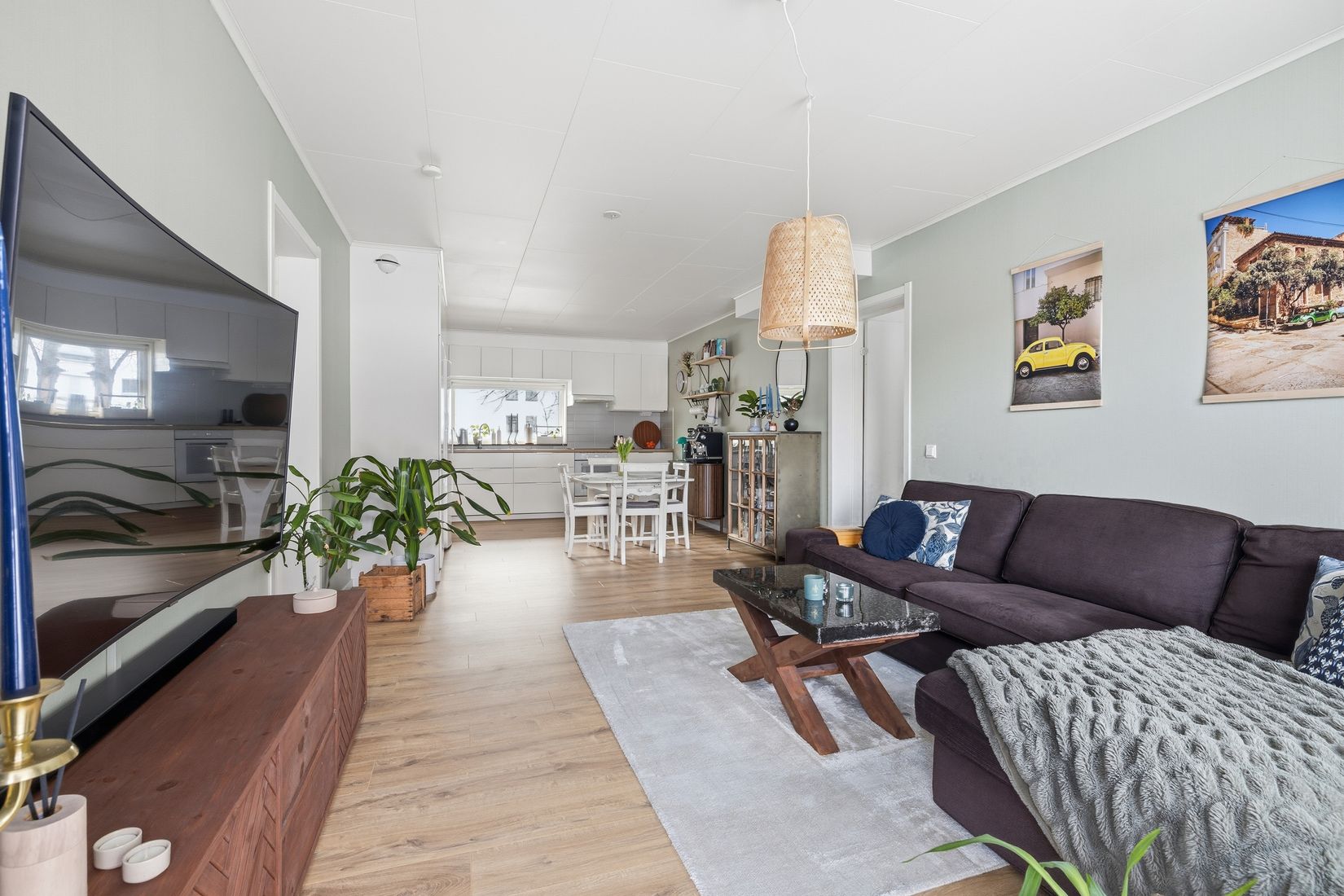 Bostadsrätt, Eds allé, Eds allé/Runby, Upplands Väsby
