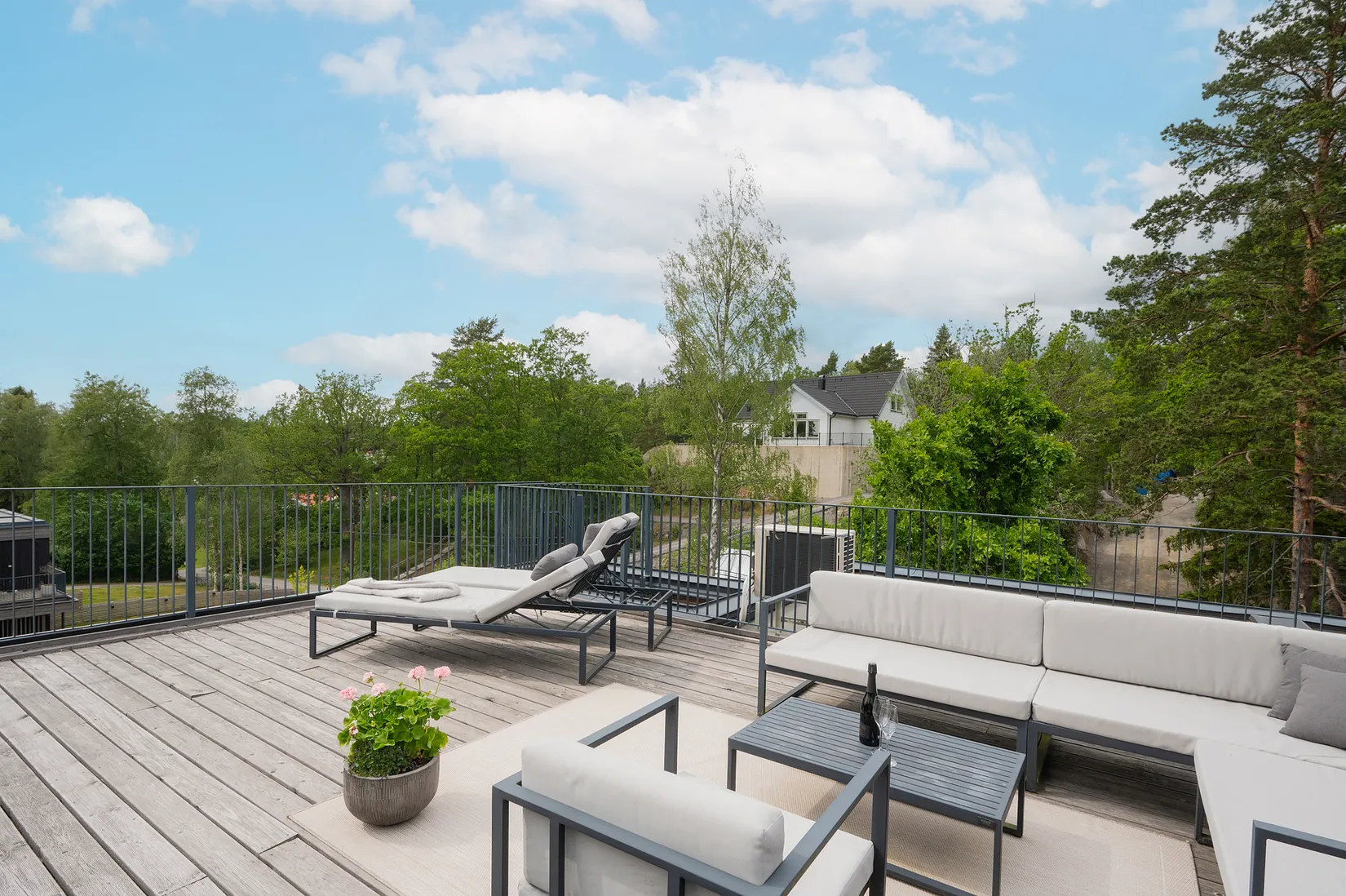 Bostadsrätt, Radhus, Ripvingevägen 20, Strömma, Värmdö