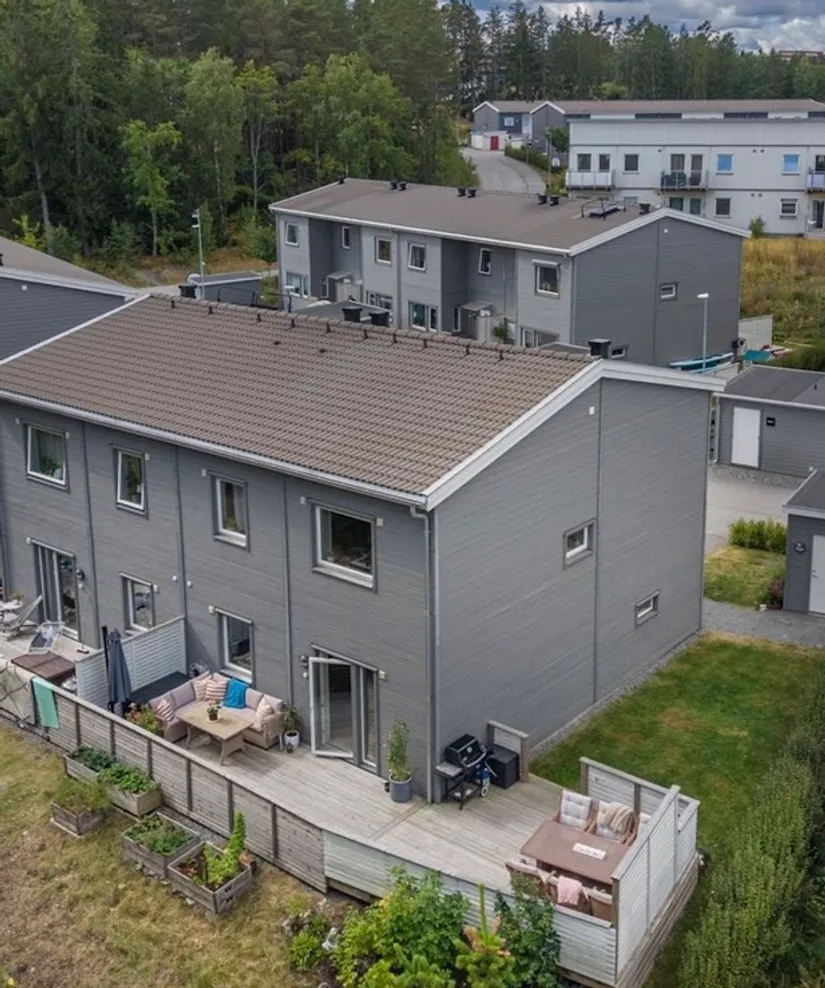 Radhus, Revirvägen 23, Marielundsviken, Strängnäs