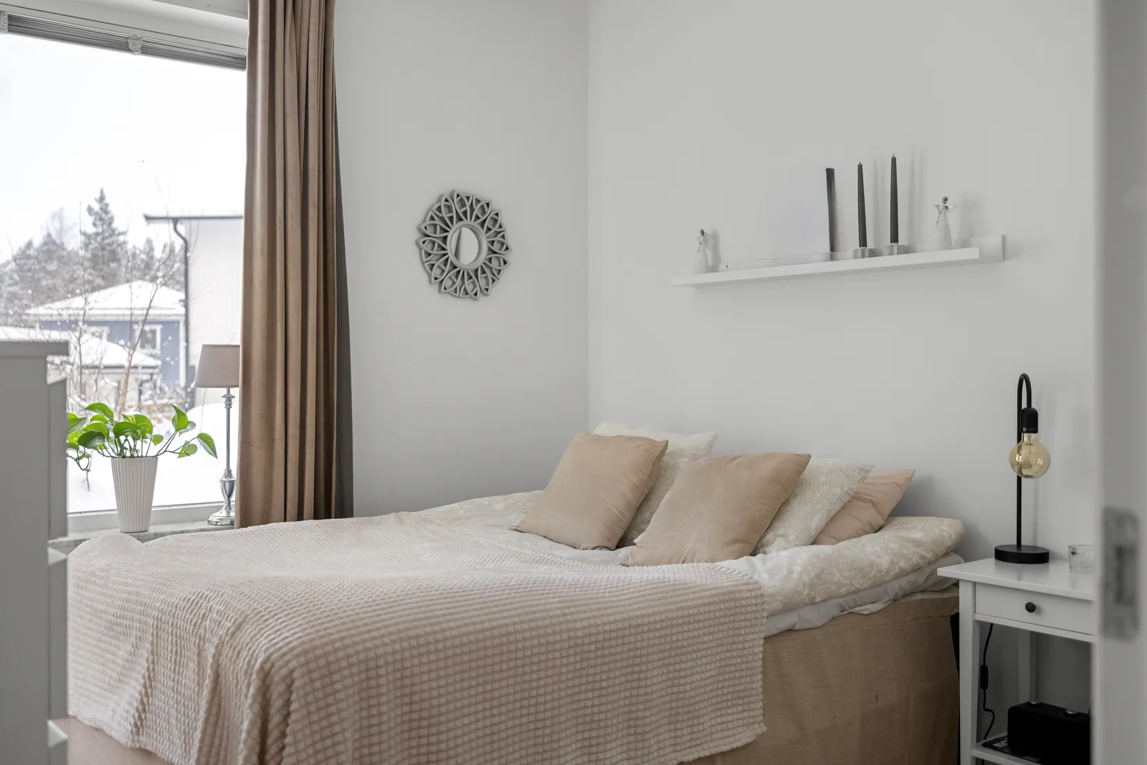 Radhus, Tant Gredelins väg 28B, Botkyrka