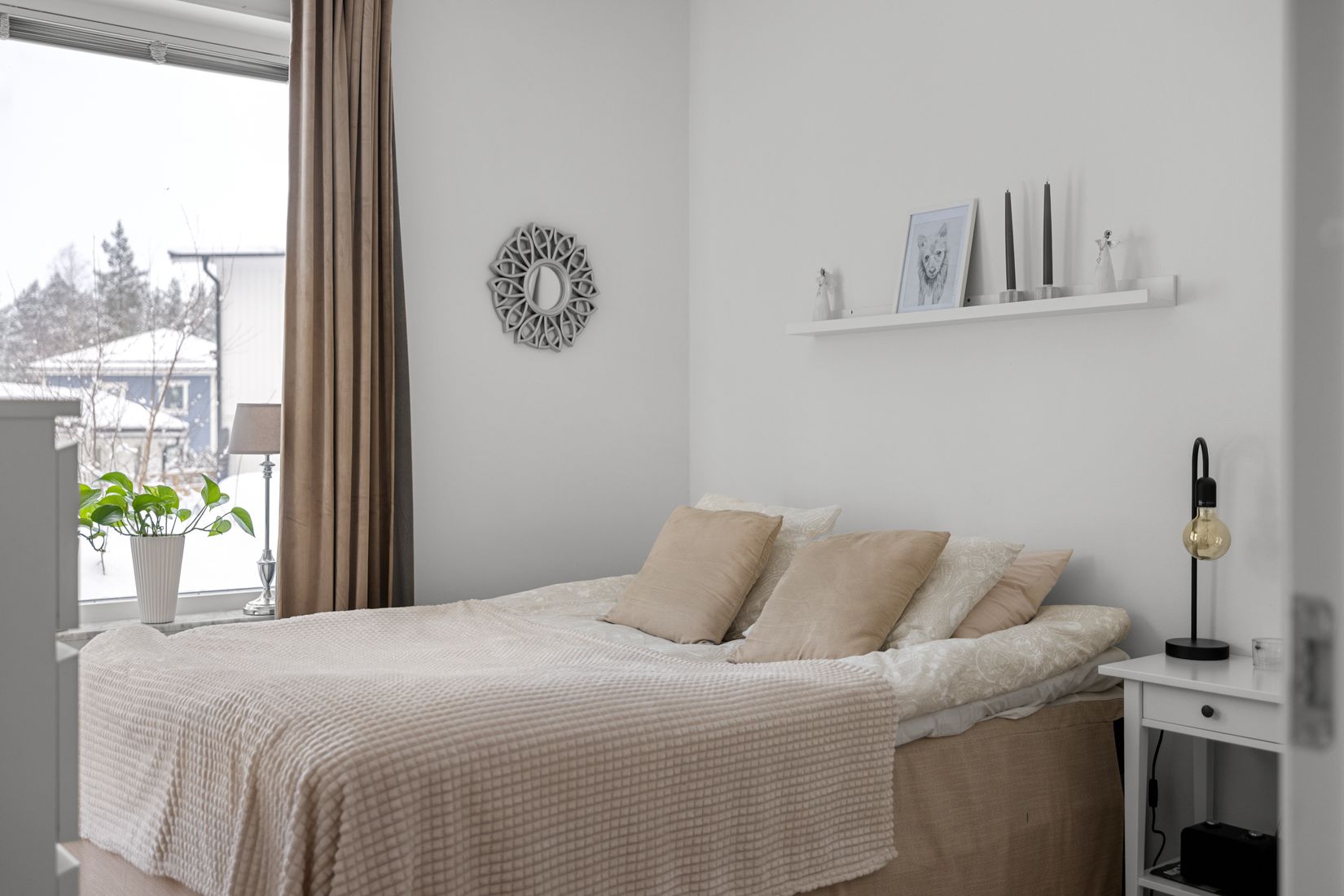 Radhus, Tant Gredelins väg 28B, Botkyrka