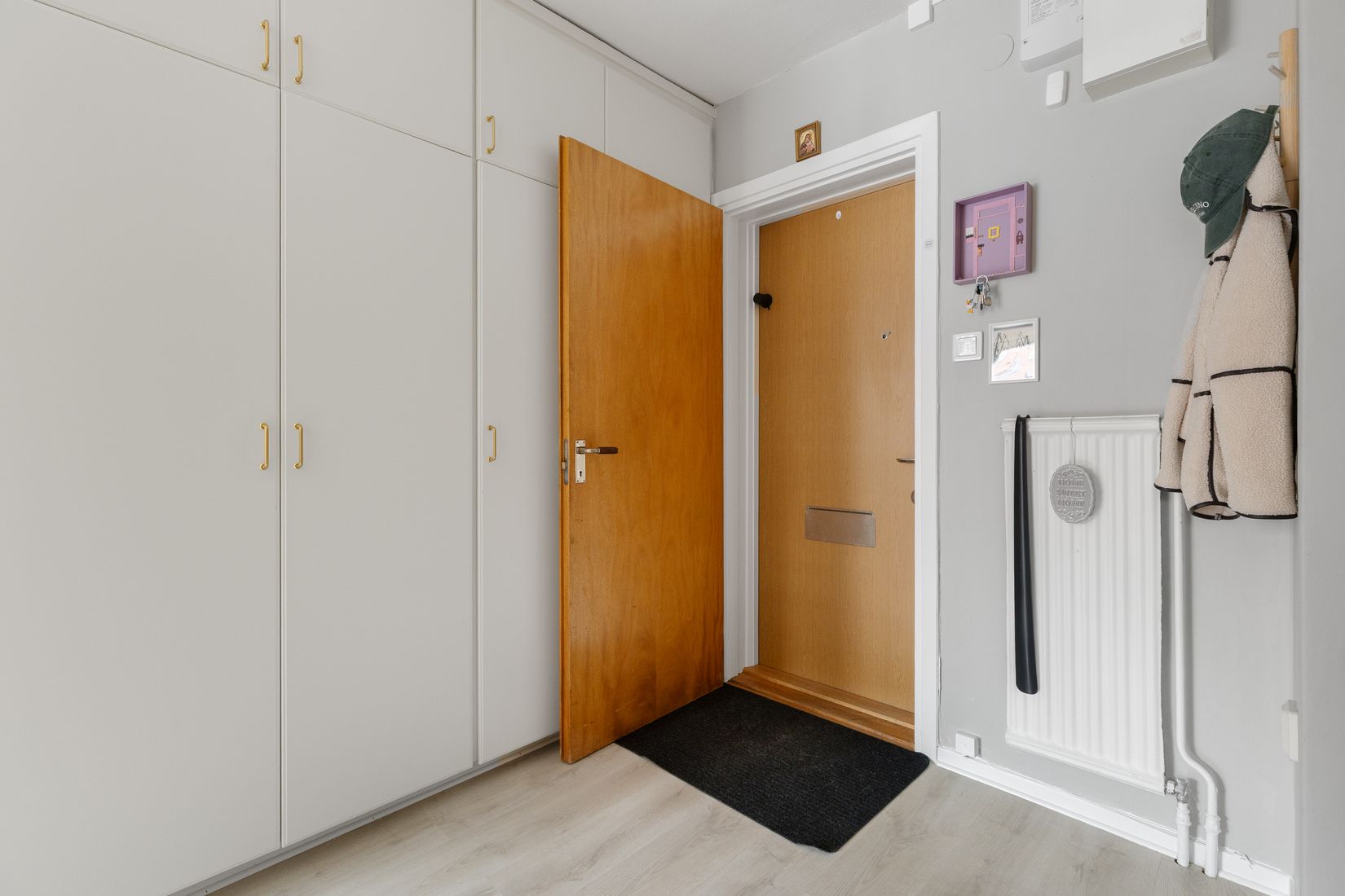 Bostadsrätt, Ringvägen 26, halv trappa!, Västerhaninge, Haninge