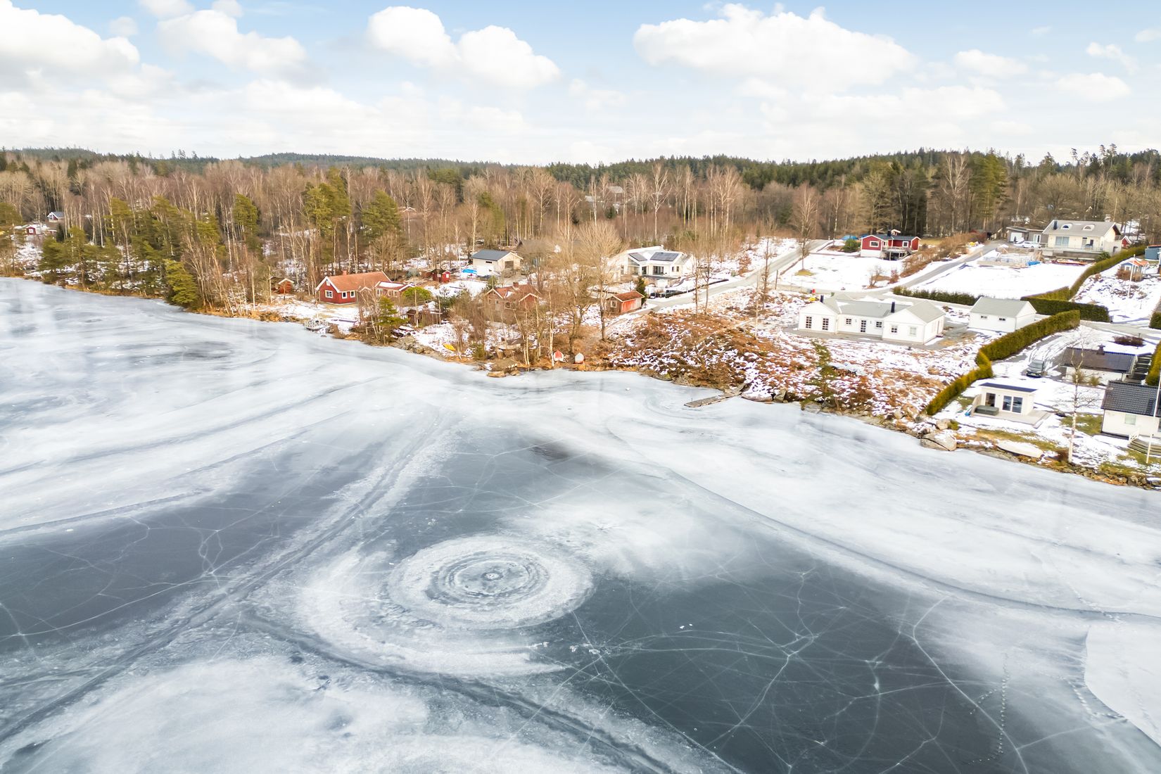 Villa, Sjödalsvägen 3, Hällingsjö, Mark