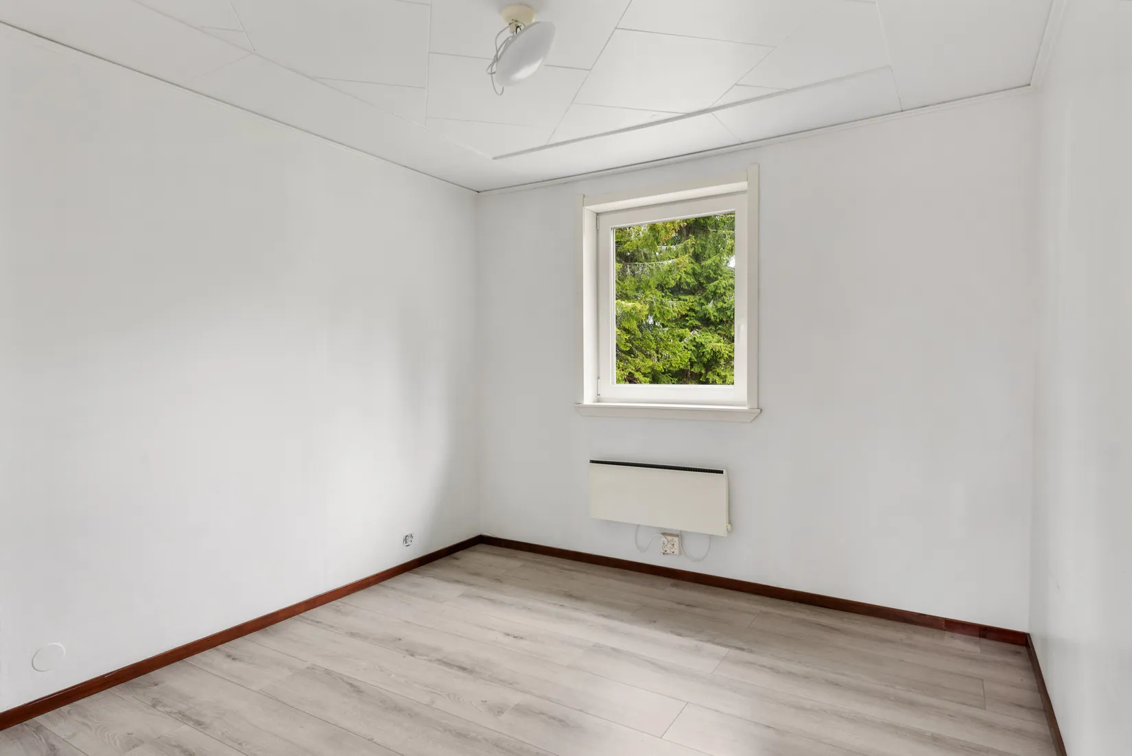 Fritidshus, Sunnanvindsvägen 13, Bergshamra  - Enviken, Norrtälje