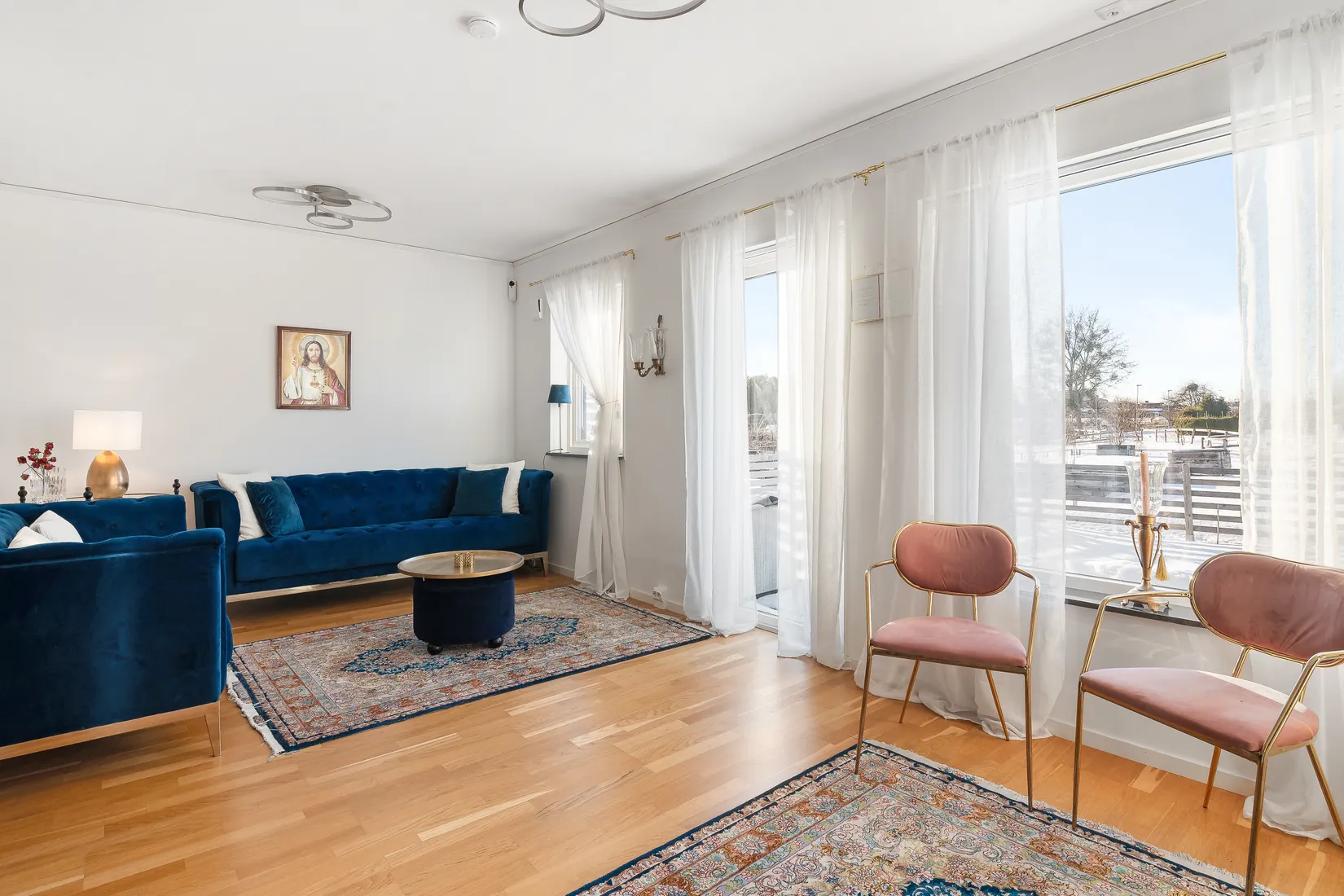 Villa, Radhus, Blåviolstigen 41, Bro Rosenängarna, Upplands-Bro