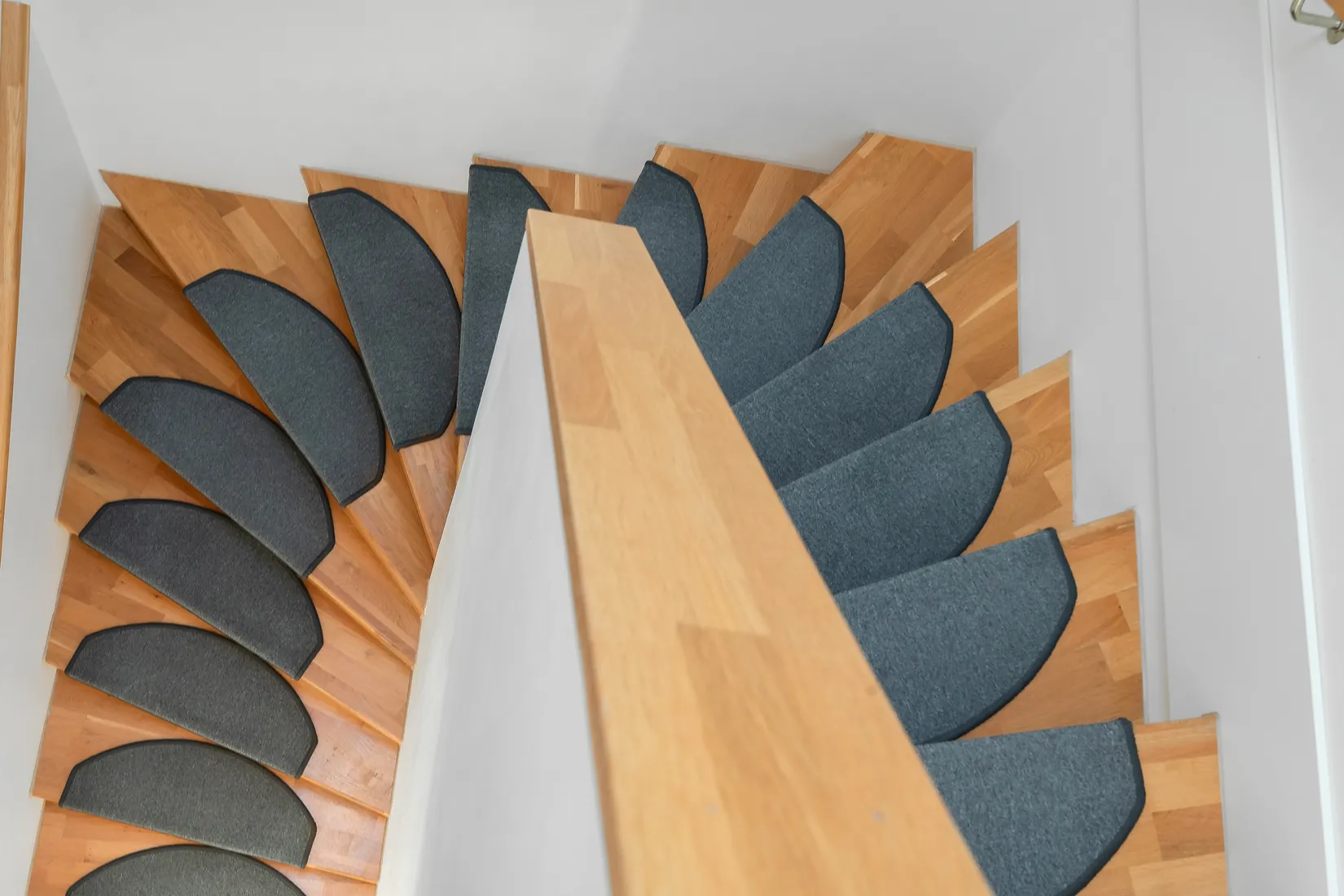 Villa, Radhus, Blåviolstigen 41, Bro Rosenängarna, Upplands-Bro