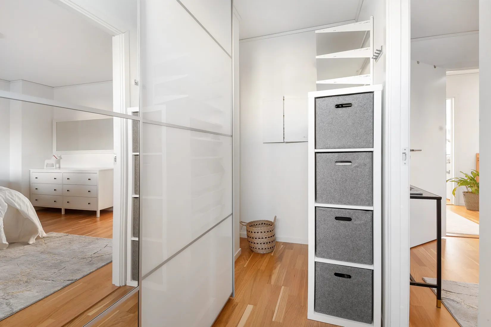 Villa, Radhus, Blåviolstigen 41, Bro Rosenängarna, Upplands-Bro