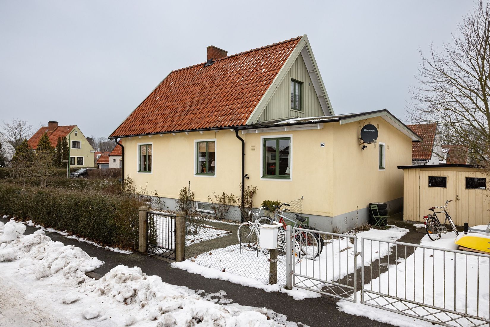 Villa, Trädgårdsgatan 16, Brunnsparken, Simrishamn