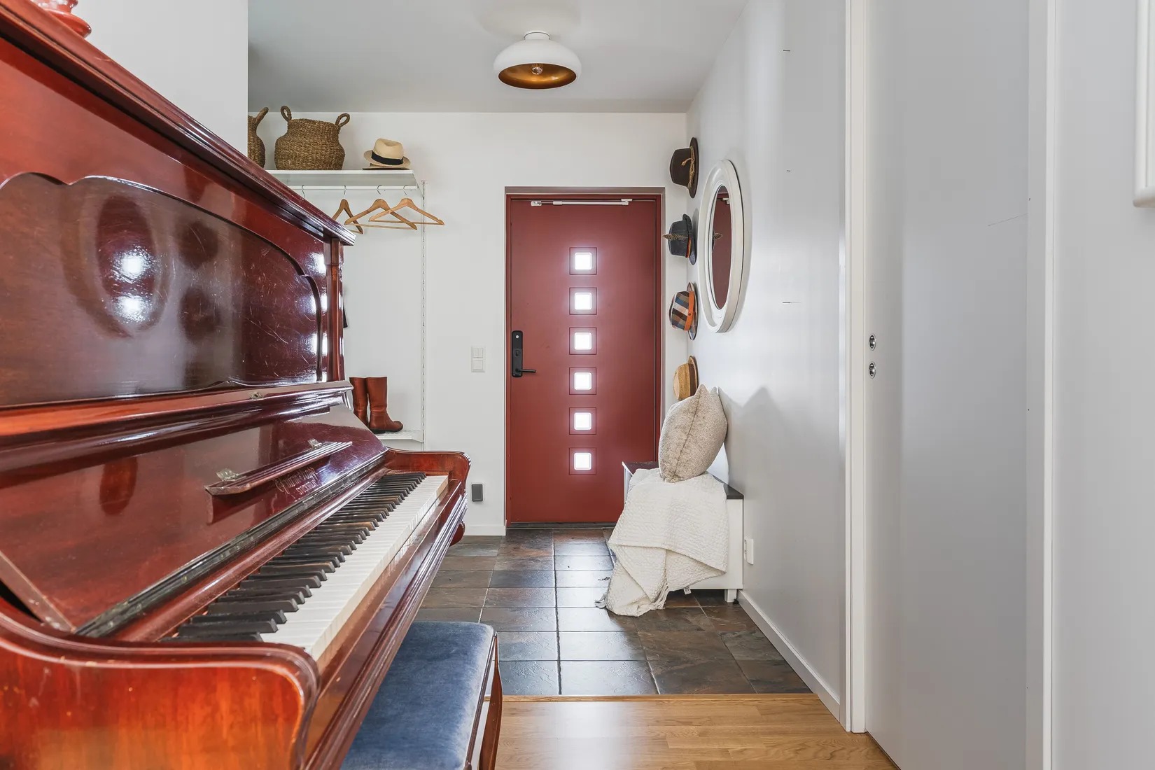 Villa, Skästa byväg 107, Skästa Hage, Västerås