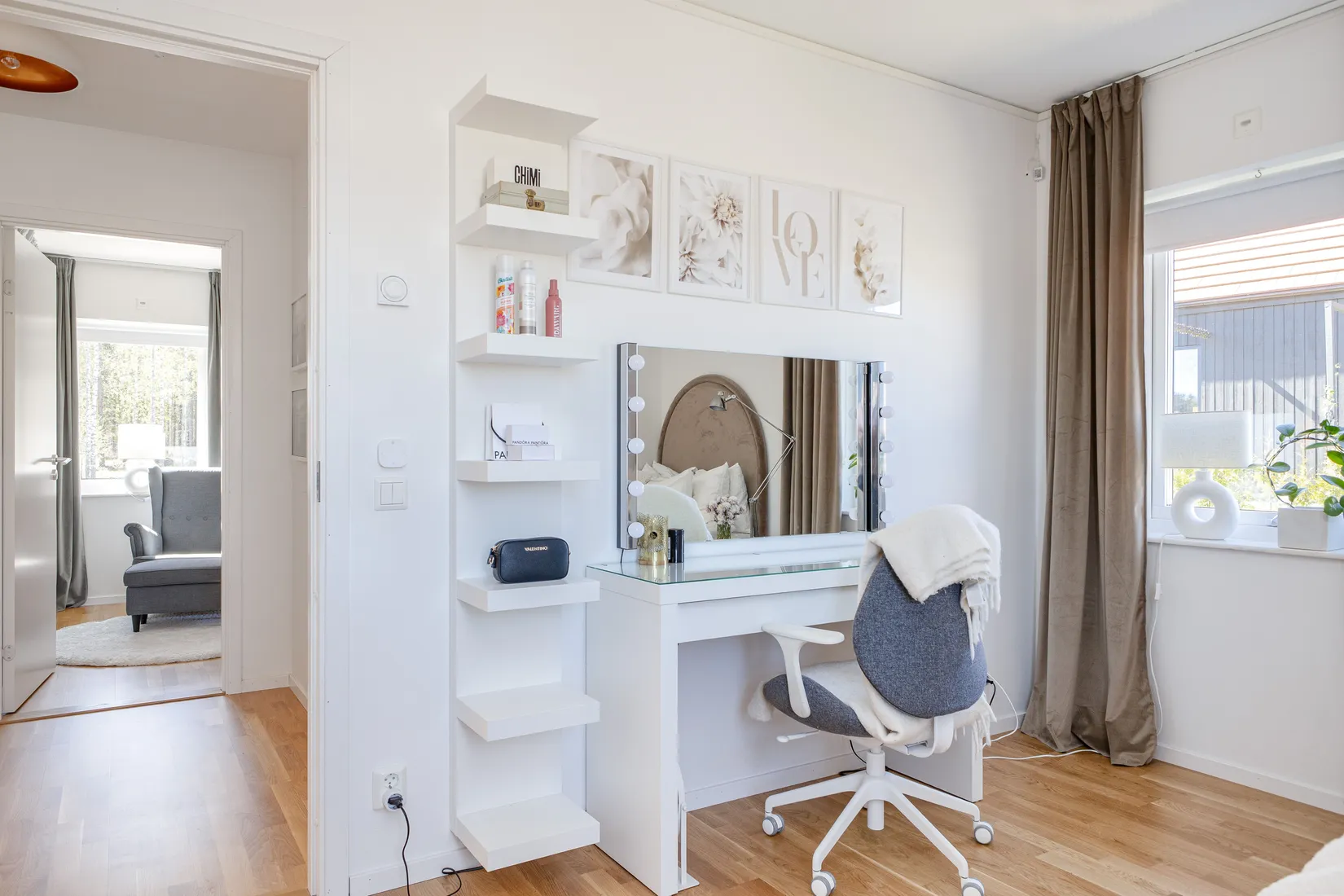 Villa, Skästa byväg 107, Skästa Hage, Västerås