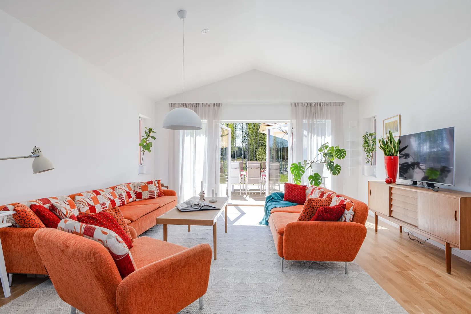 Villa, Skästa byväg 107, Skästa Hage, Västerås