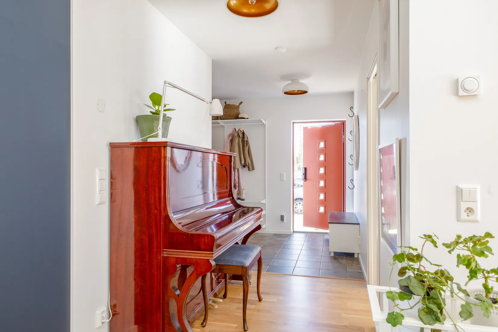 Villa, Skästa byväg 107, Skästa Hage, Västerås