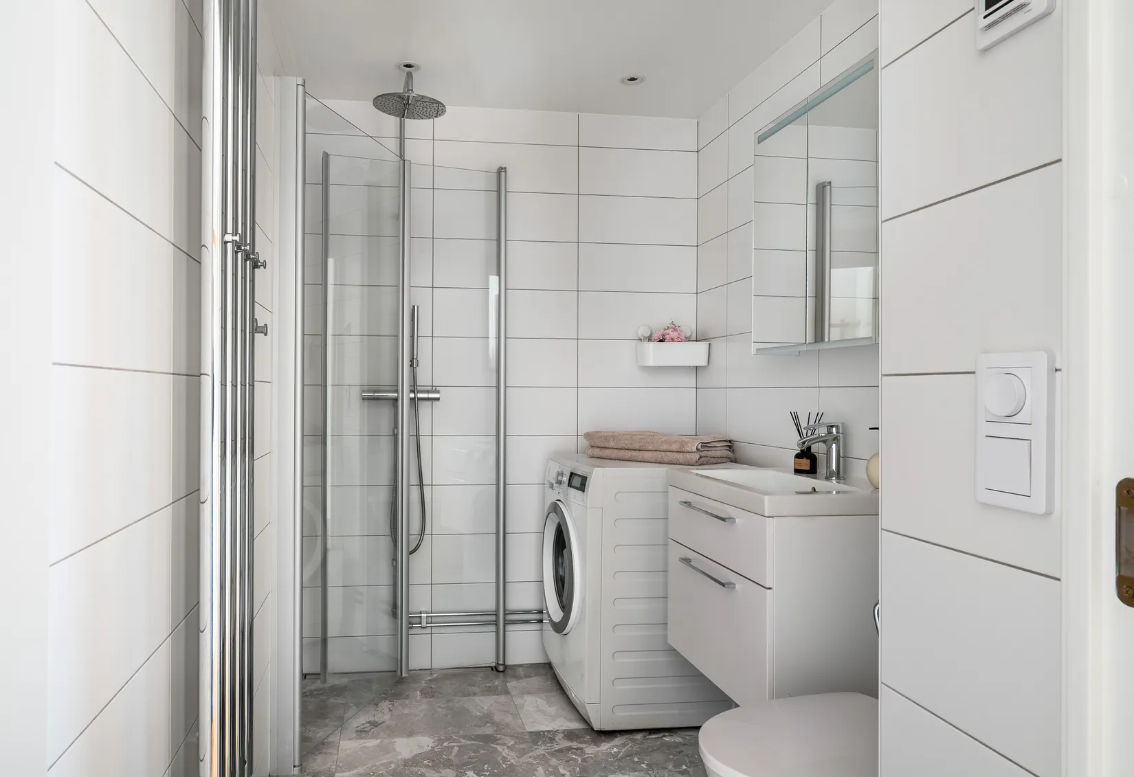 Bostadsrätt, Svartviksslingan 79, vån 5, Minneberg, Stockholm