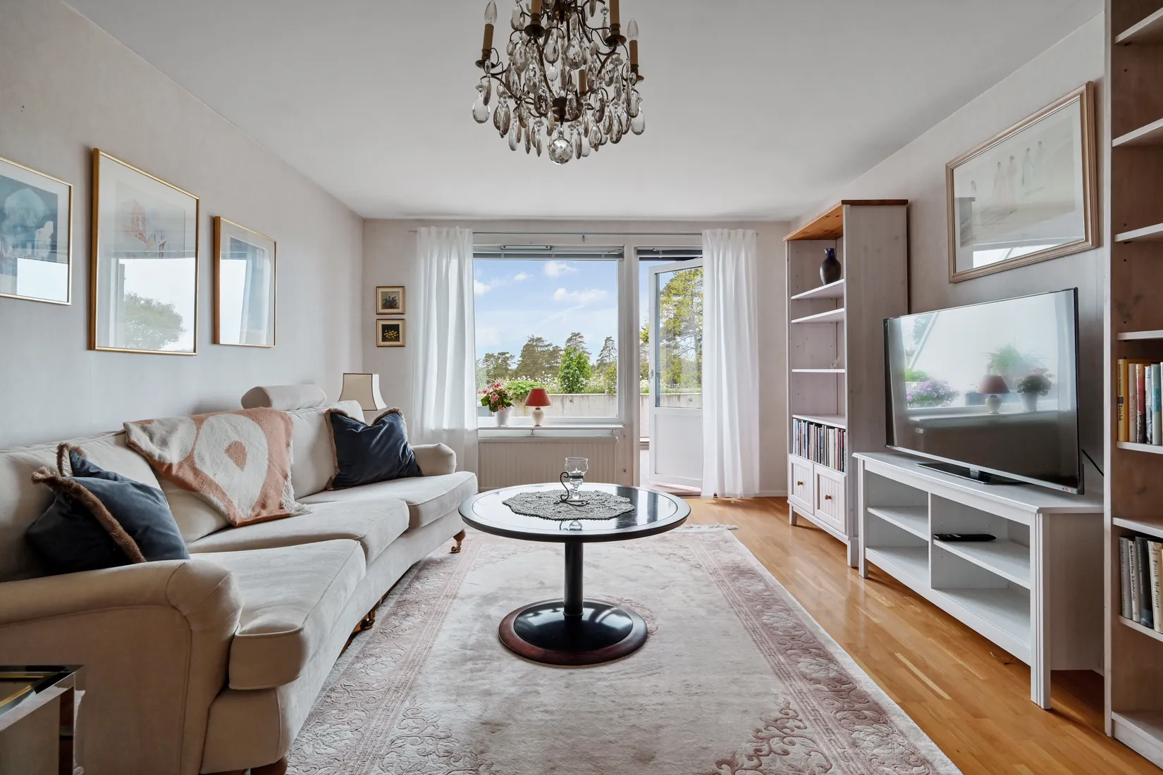 Bostadsrätt, Hasselbacken 41, Centralt, Upplands Väsby