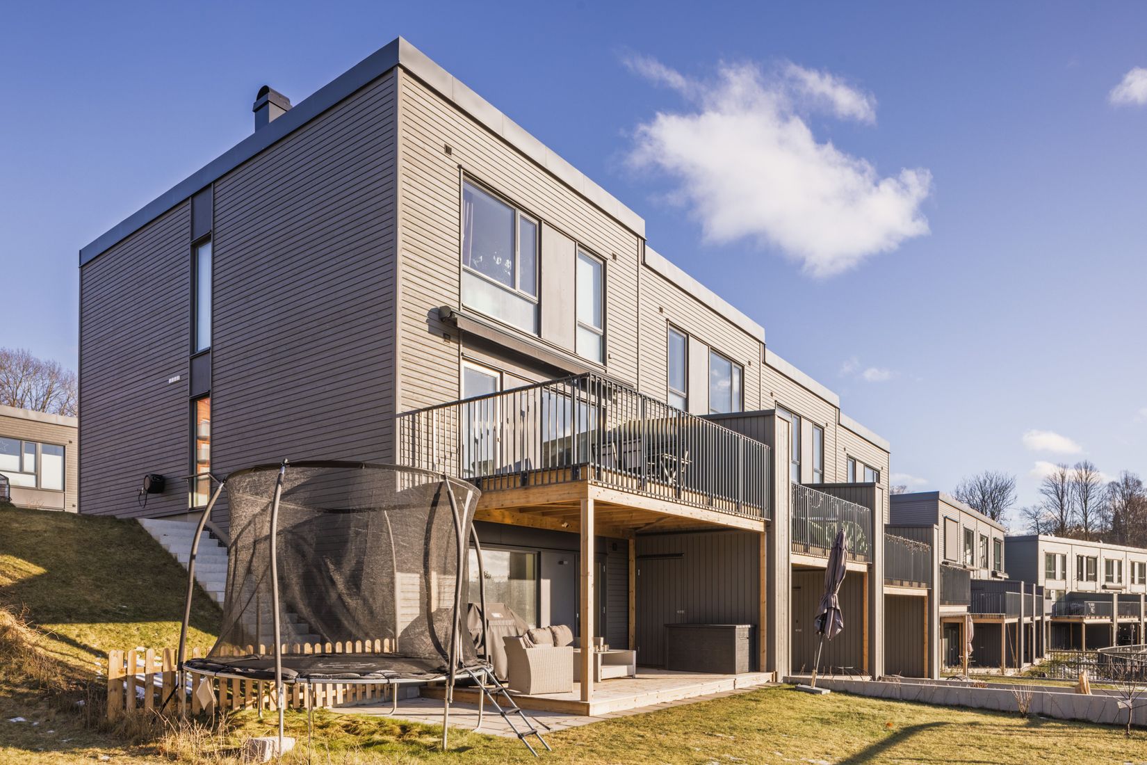 Bostadsrätt, Radhus, Apelgårdsgatan 100, Skogome, Göteborg