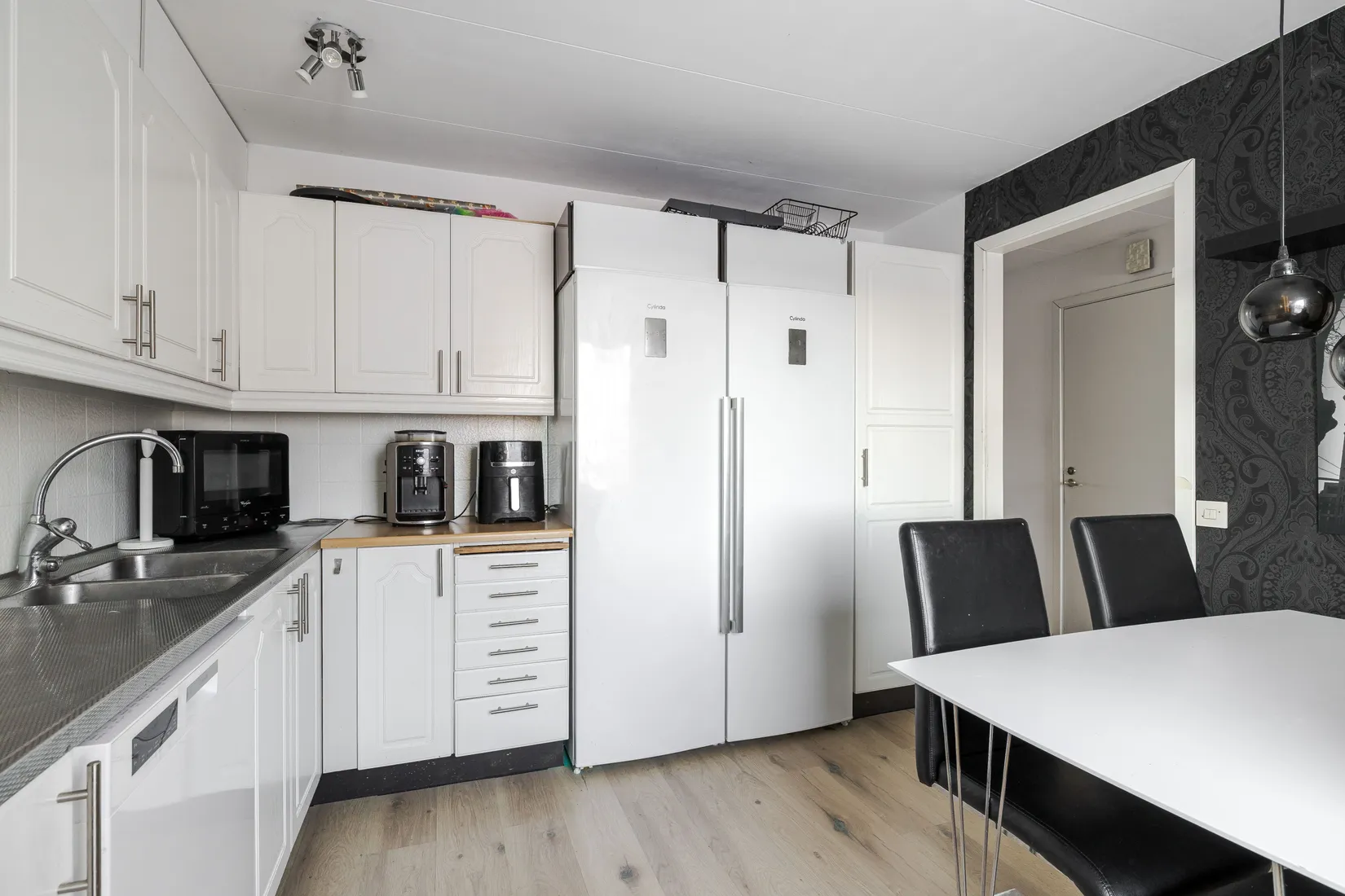 Villa, Radhus, Furuvägen 45, Hälletorp/Bondsjöstaden, Härnösand