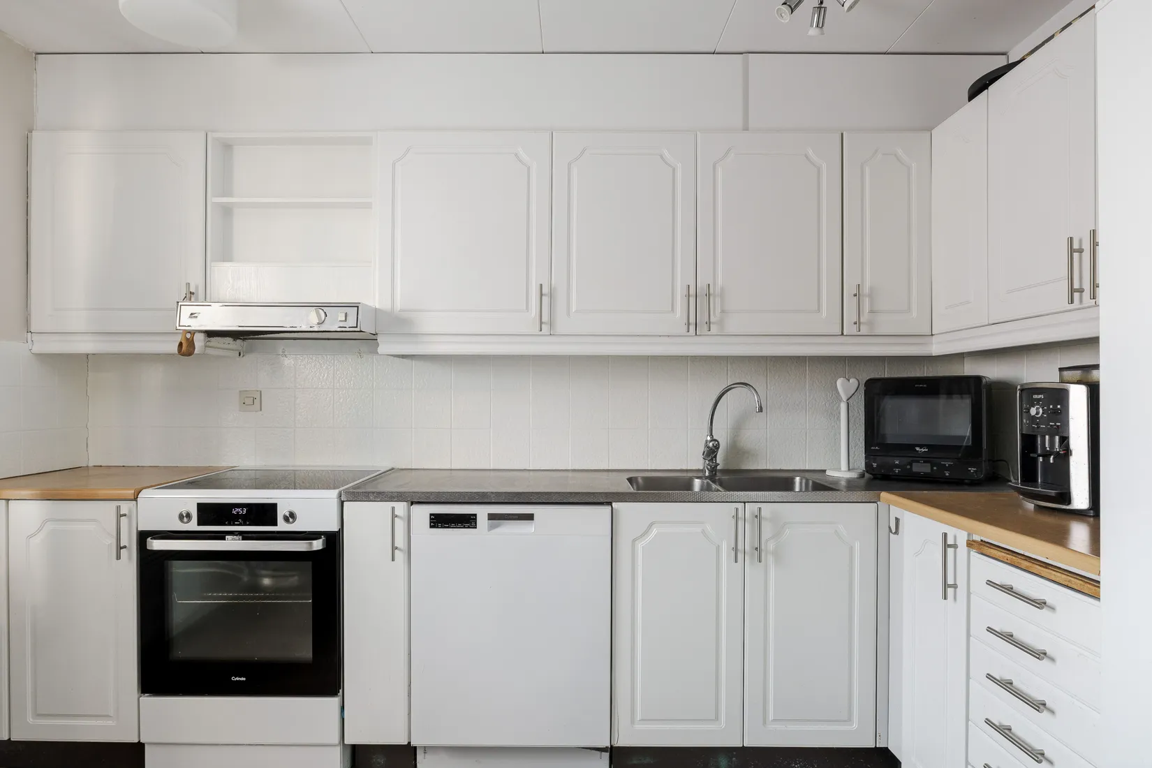 Villa, Radhus, Furuvägen 45, Hälletorp/Bondsjöstaden, Härnösand