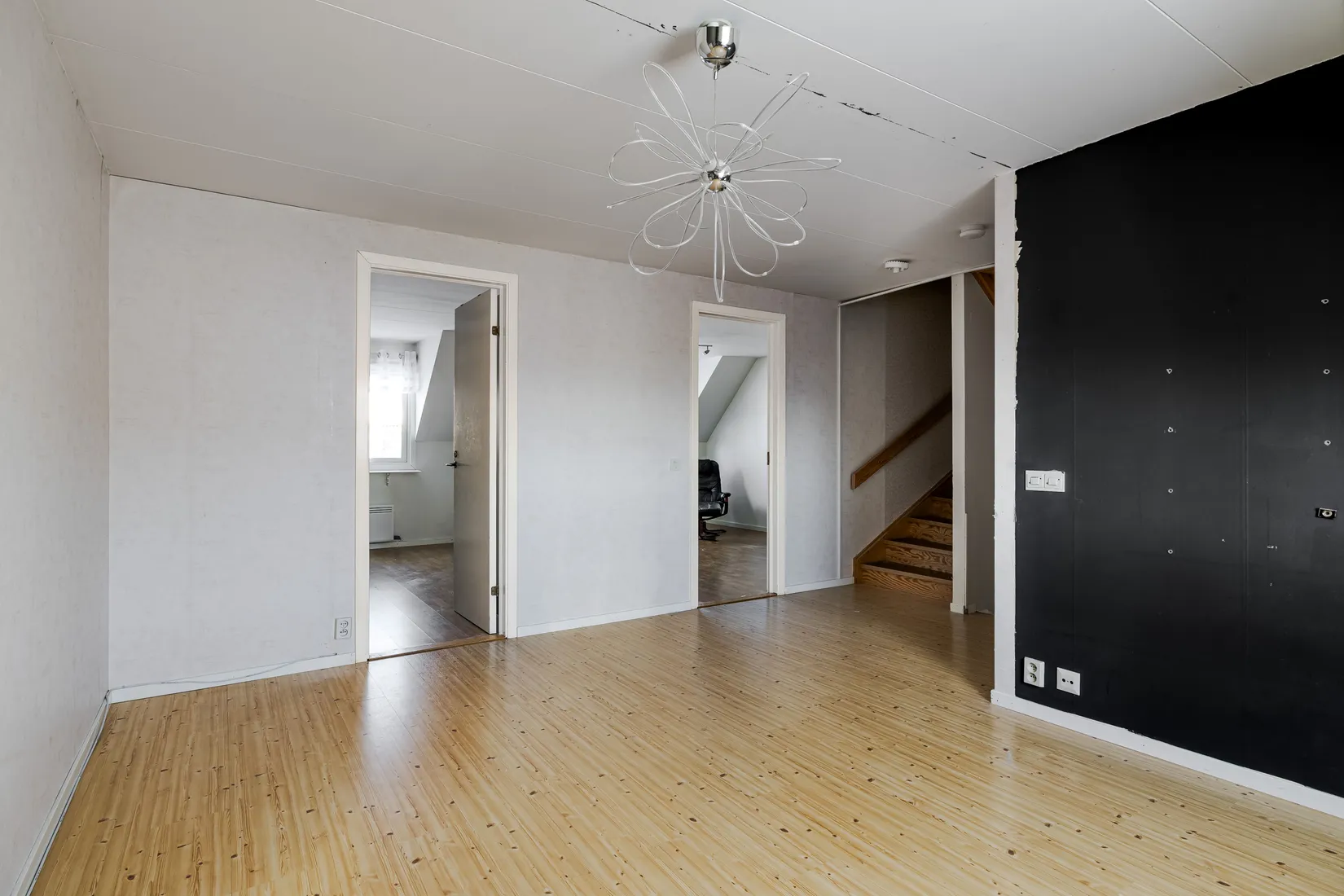 Villa, Radhus, Furuvägen 45, Hälletorp/Bondsjöstaden, Härnösand