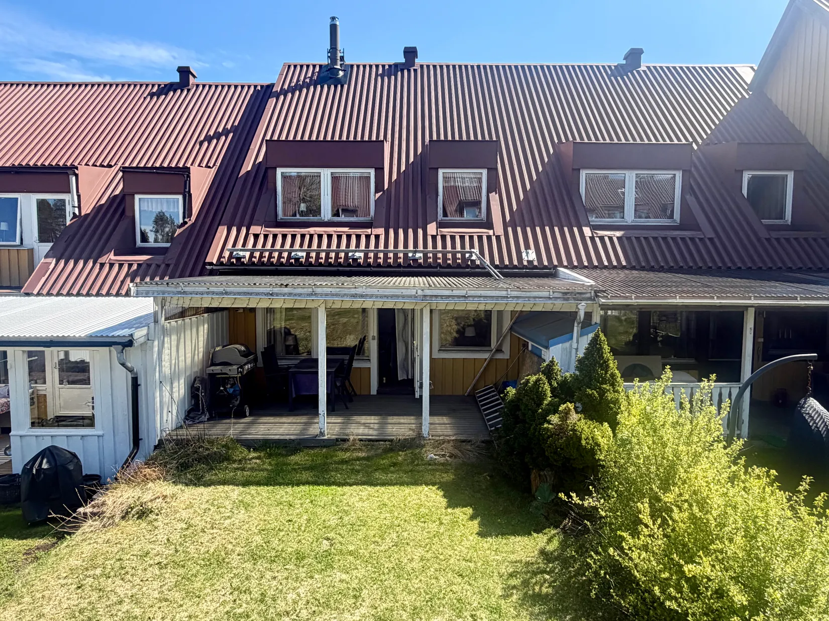 Villa, Radhus, Furuvägen 45, Hälletorp/Bondsjöstaden, Härnösand