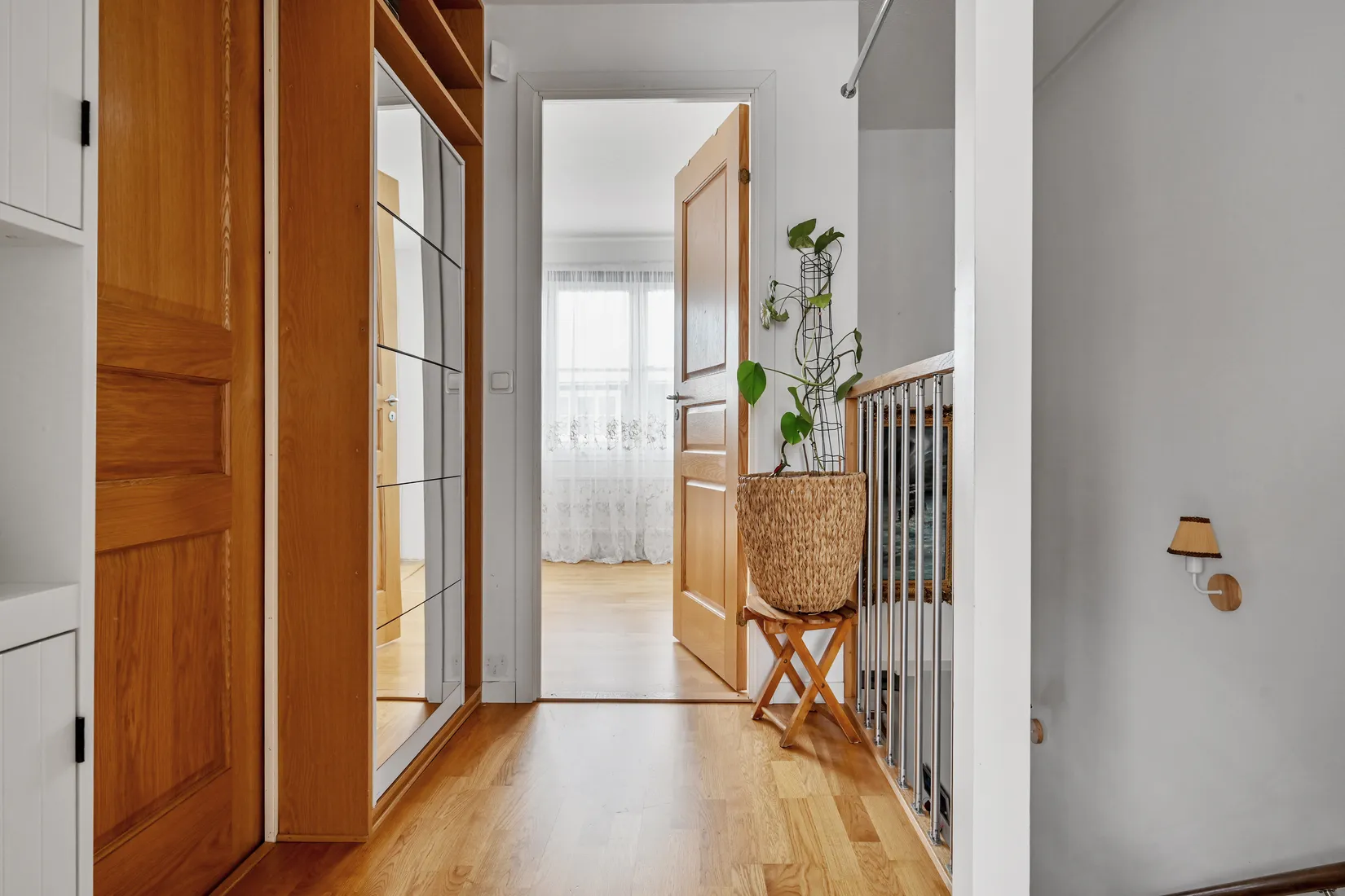 Bostadsrätt, Radhus, Sadelgatan 107, Smedby, Upplands Väsby