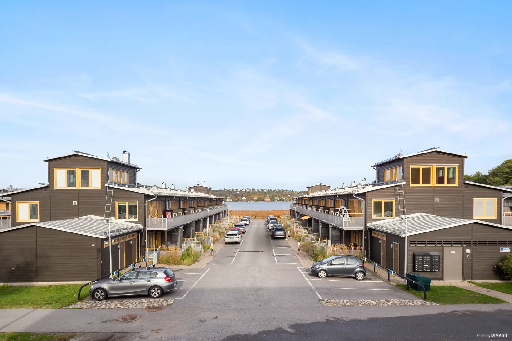 Radhus, Vågpiren 12, Tyresö strand, Tyresö