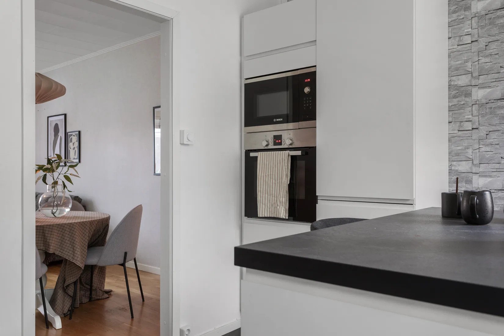 Bostadsrätt, Drottninggatan 48C, Centrum, Trollhättan