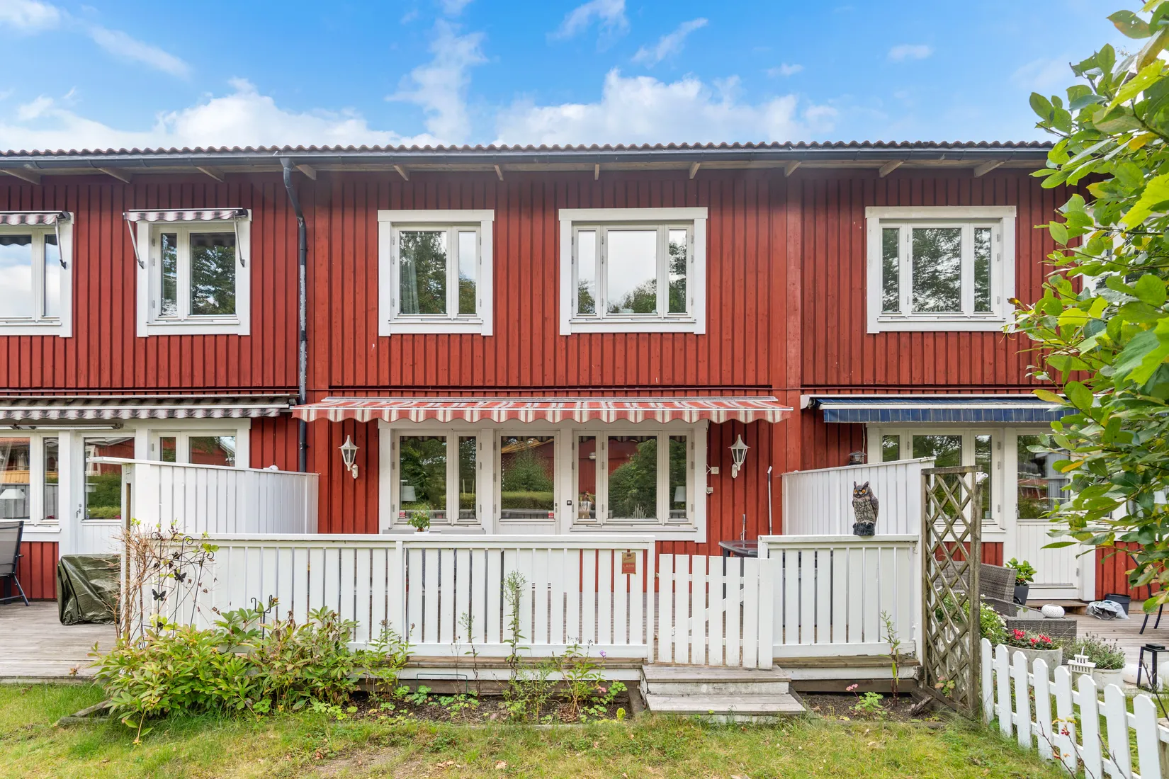 Villa, Radhus, Oxelbärsgränd 40, Hässelby Södra Villastad, Stockholm