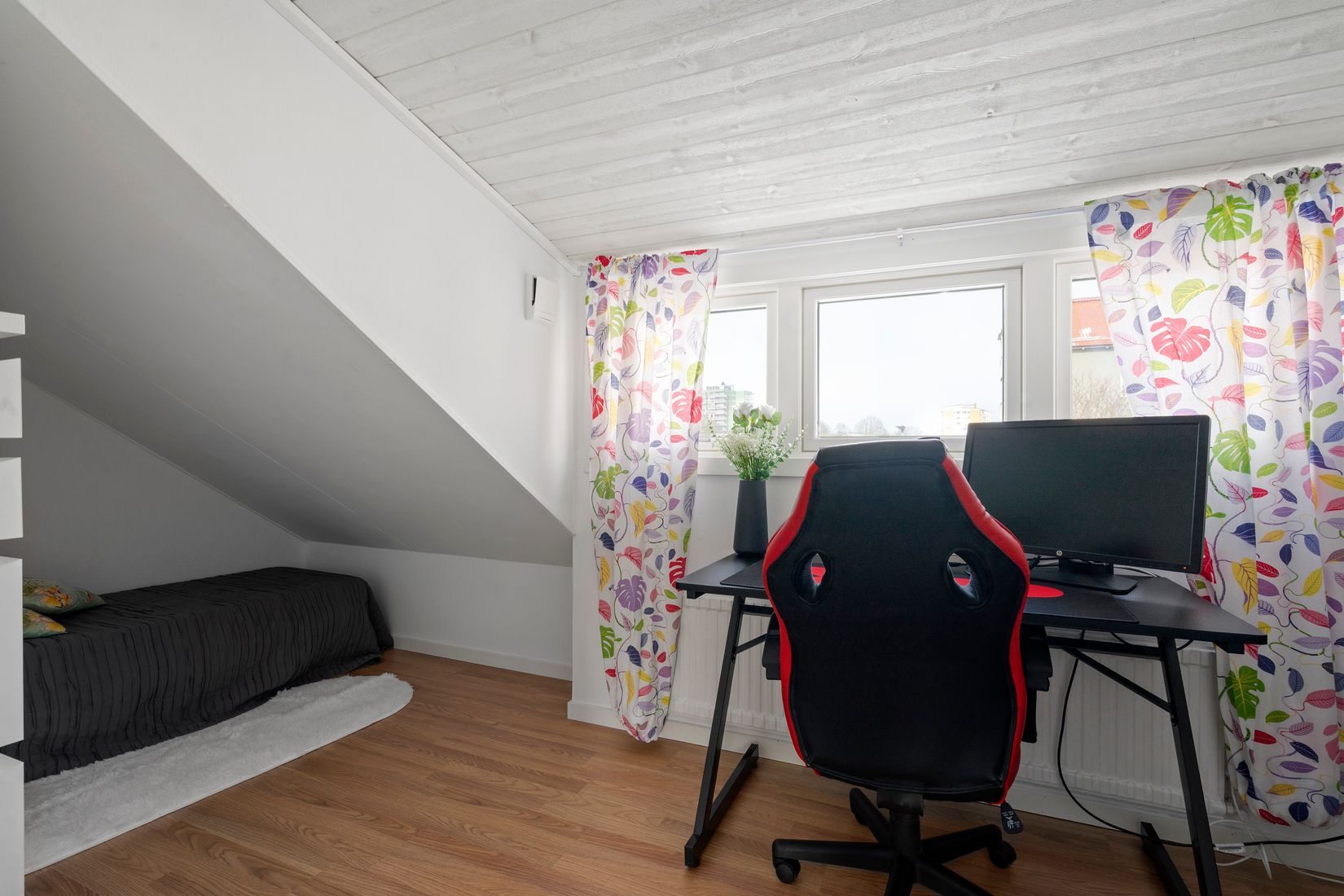 Radhus, Henrik gjutares gata 27G, Norrmalm, Skövde