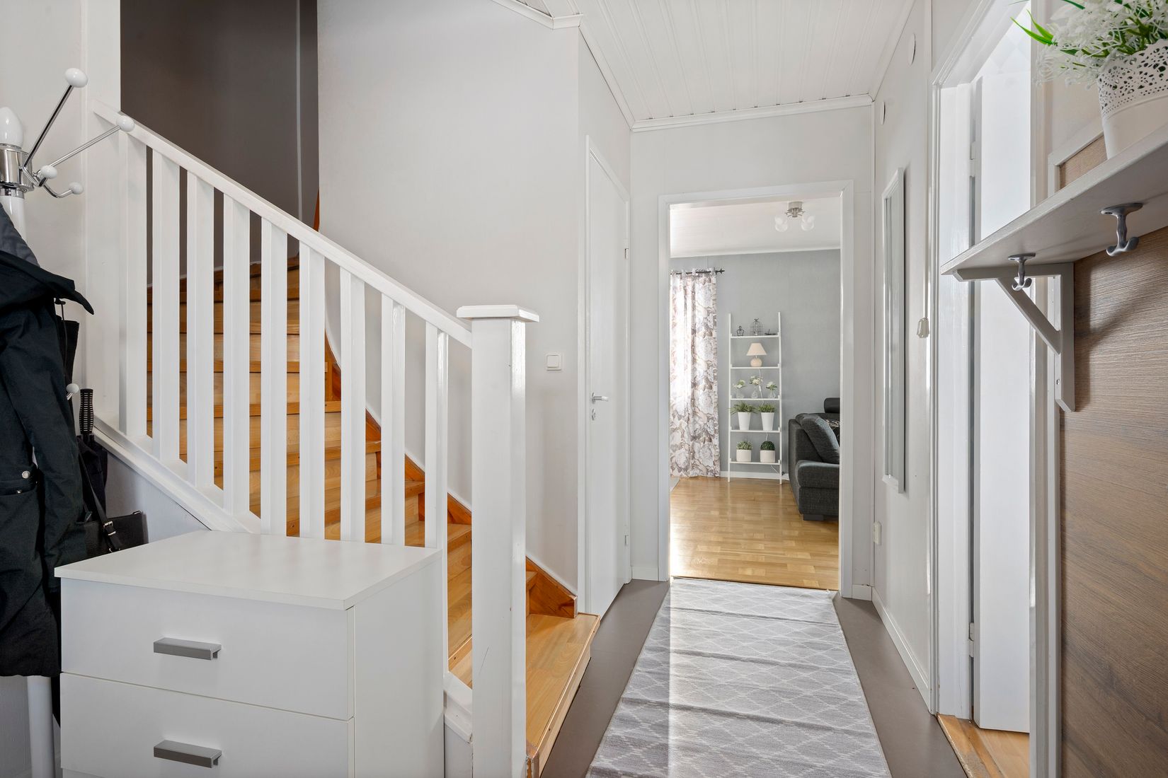 Radhus, Henrik gjutares gata 27G, Norrmalm, Skövde