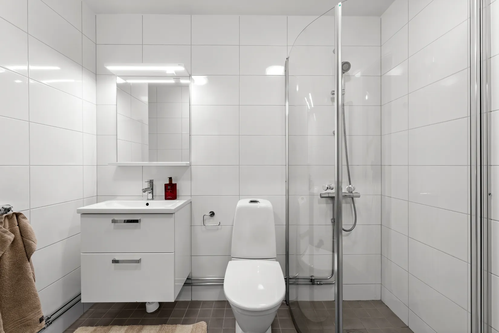 Bostadsrätt, Simgatan 22, Tyresö Centrum, Tyresö