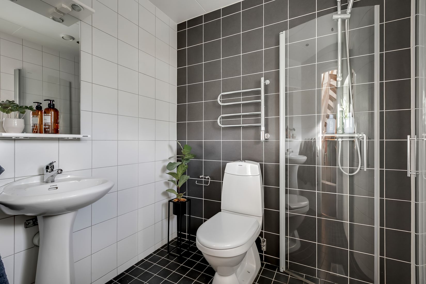 Radhus, Älggårdsvägen 40B, Mörtnäs, Värmdö