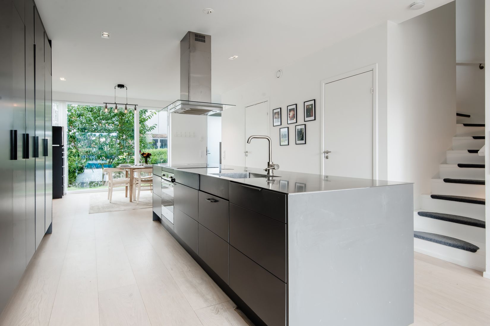 Radhus, Vinlandsvägen 13B, Jursta - Upplands-Bro, Upplands-Bro